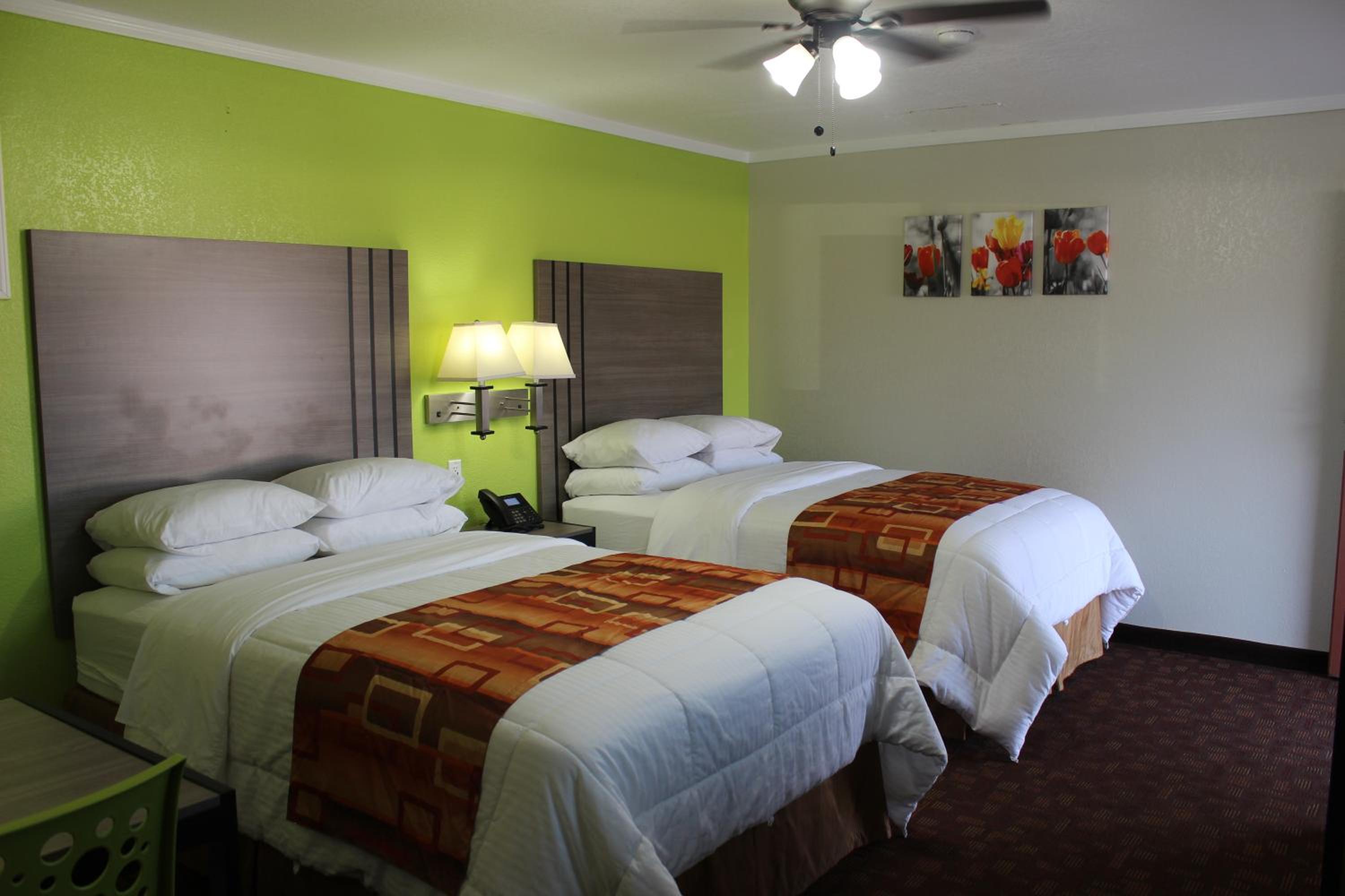 Double Room with Two Double Beds - Non-Smoking - Photo 1