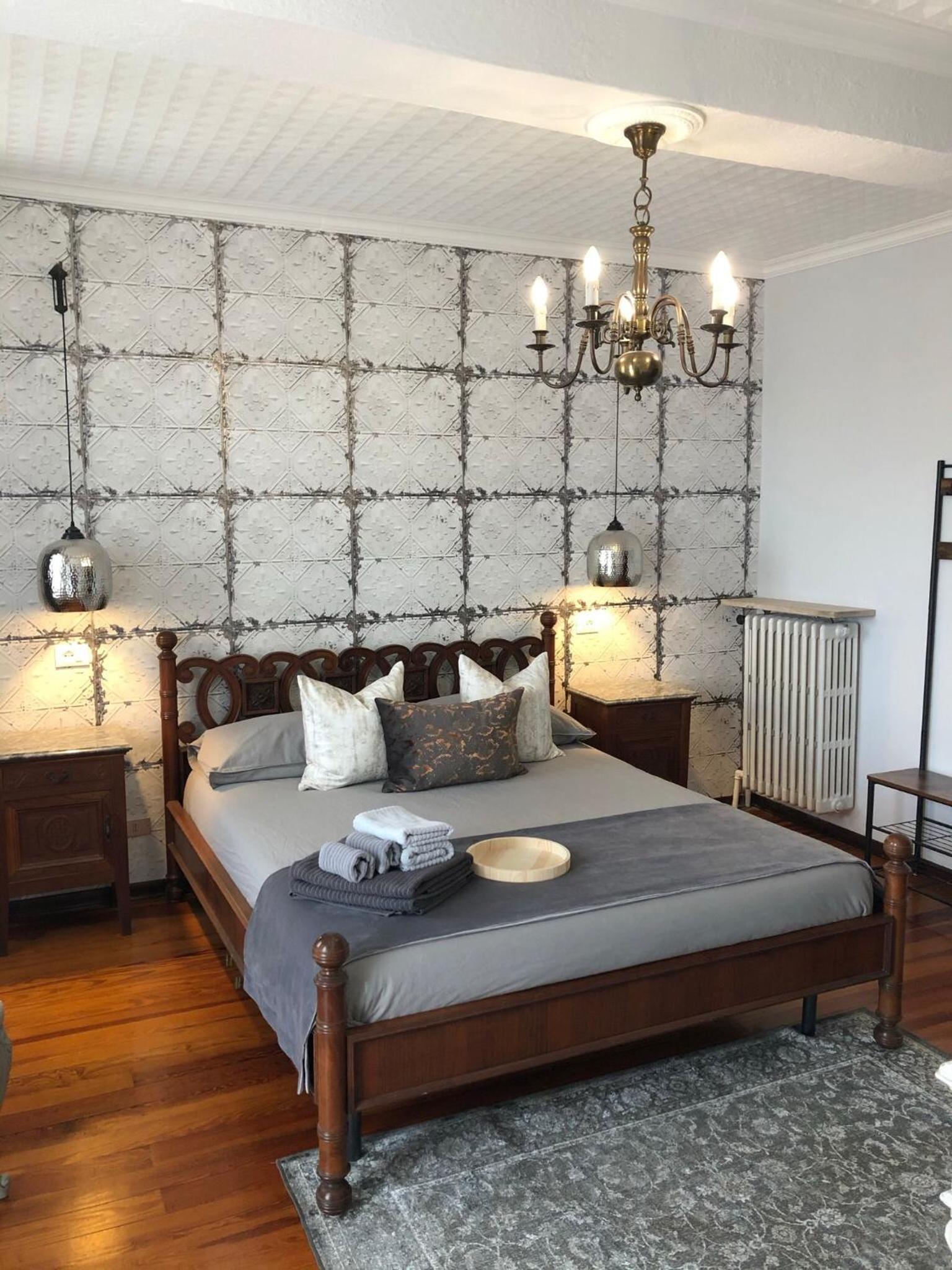 Double Room with Balcony - Photo 2