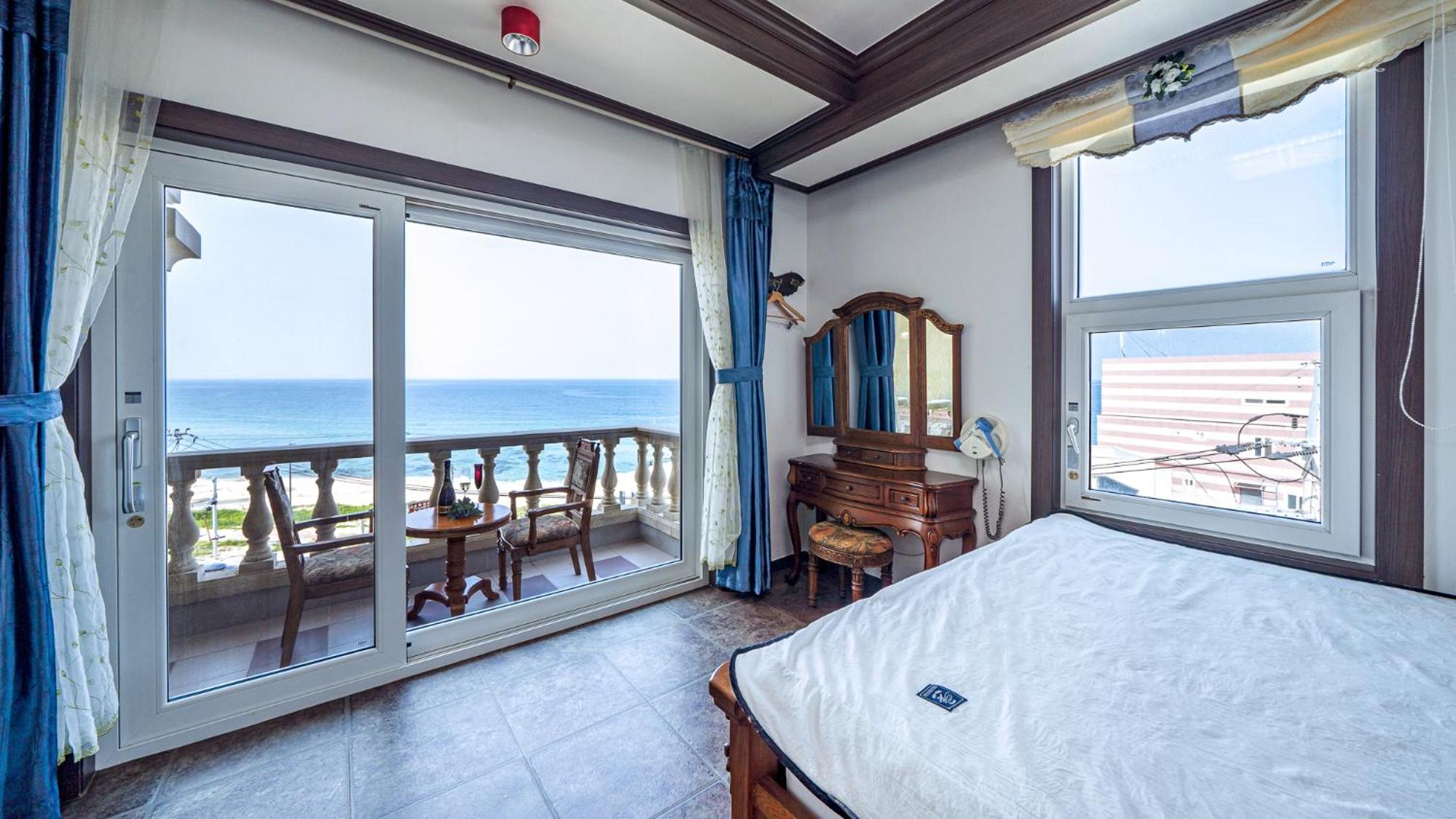 Superior Double Room - Photo 8