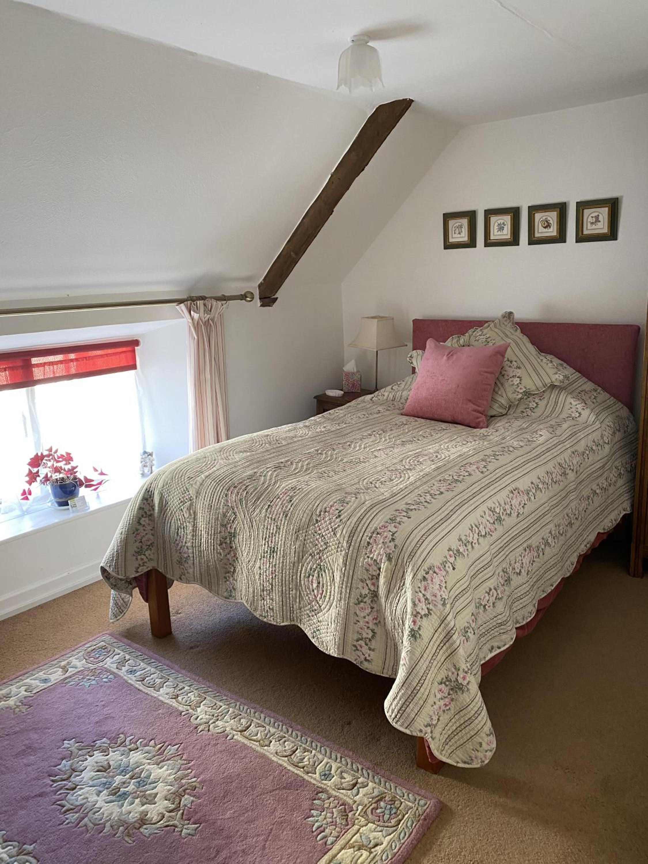 Single Room with Private Bathroom