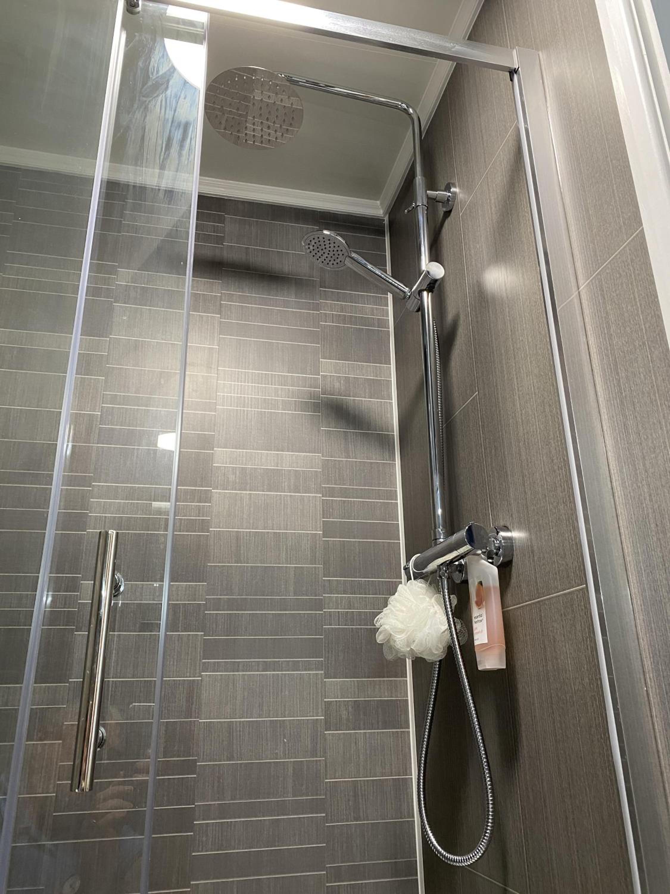Double Room with Private Bathroom photo 3