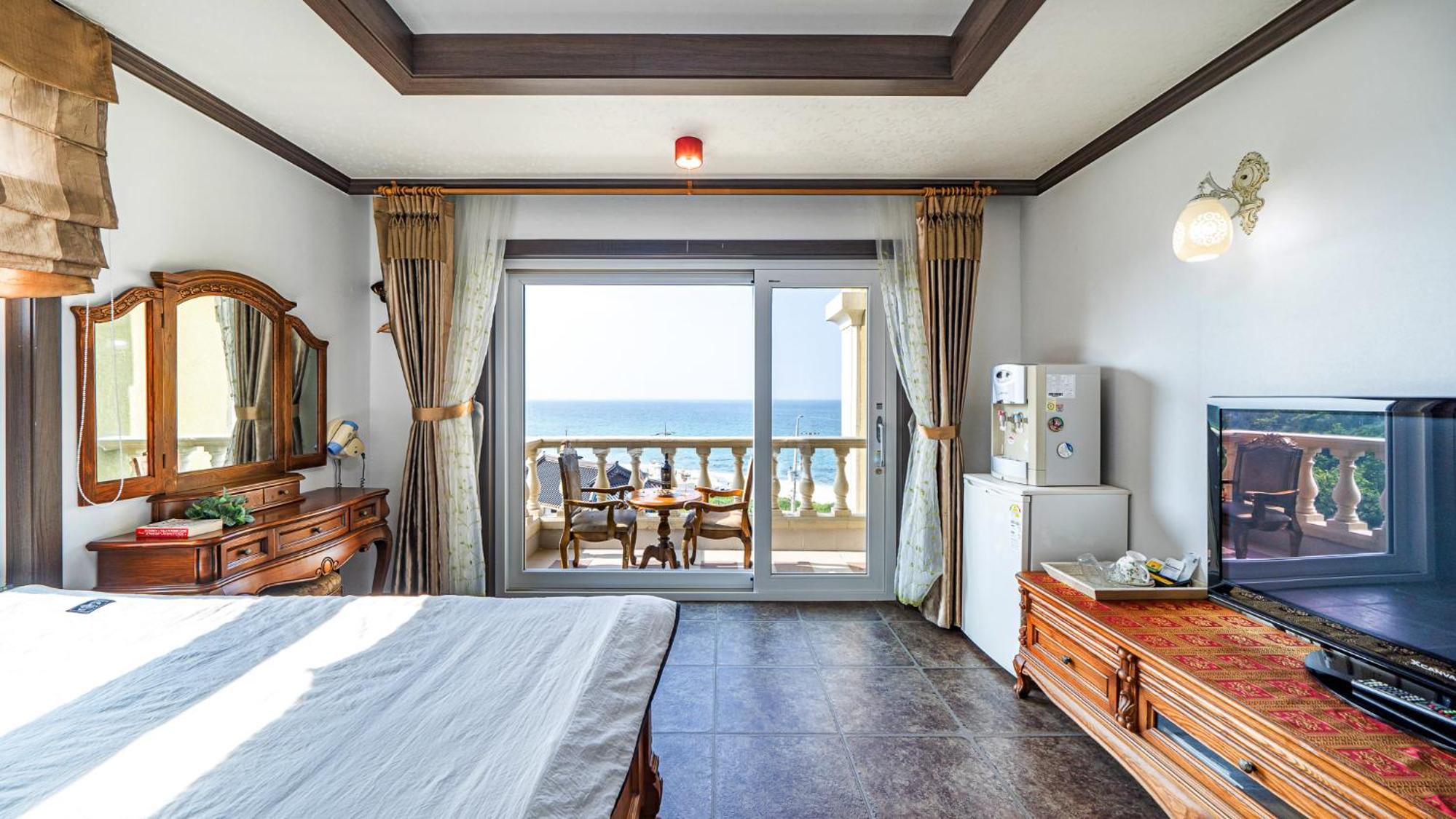 Superior Double Room - Photo 2