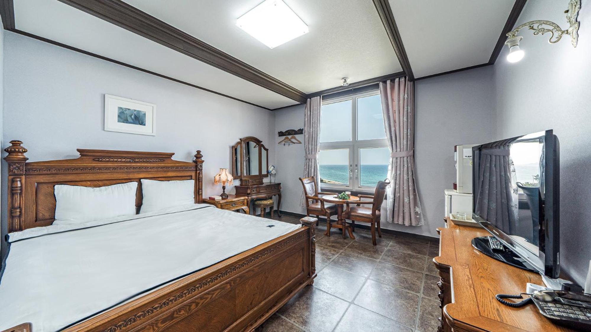 Standard Double Room - Photo 1
