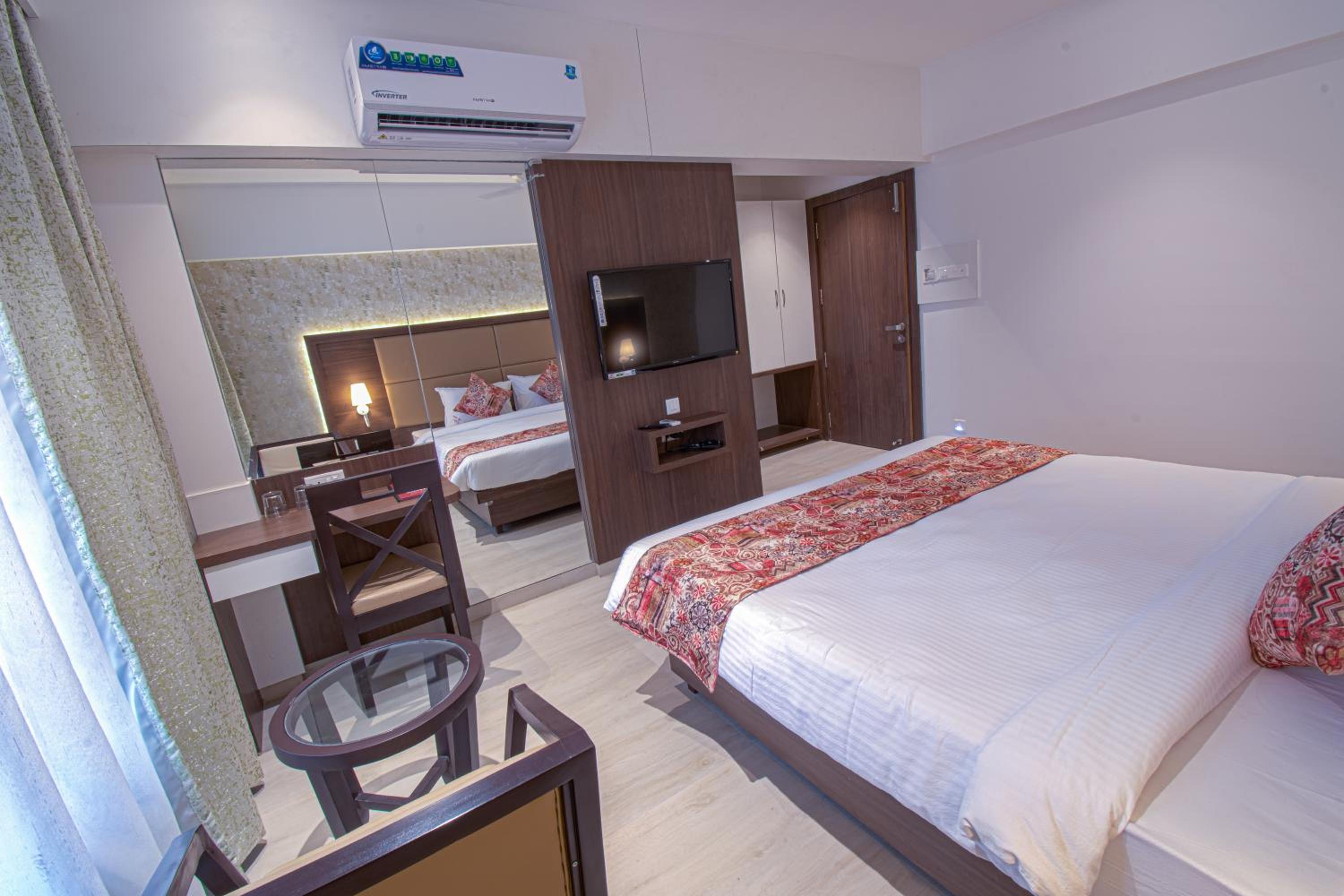 Standard Double Room photo 3