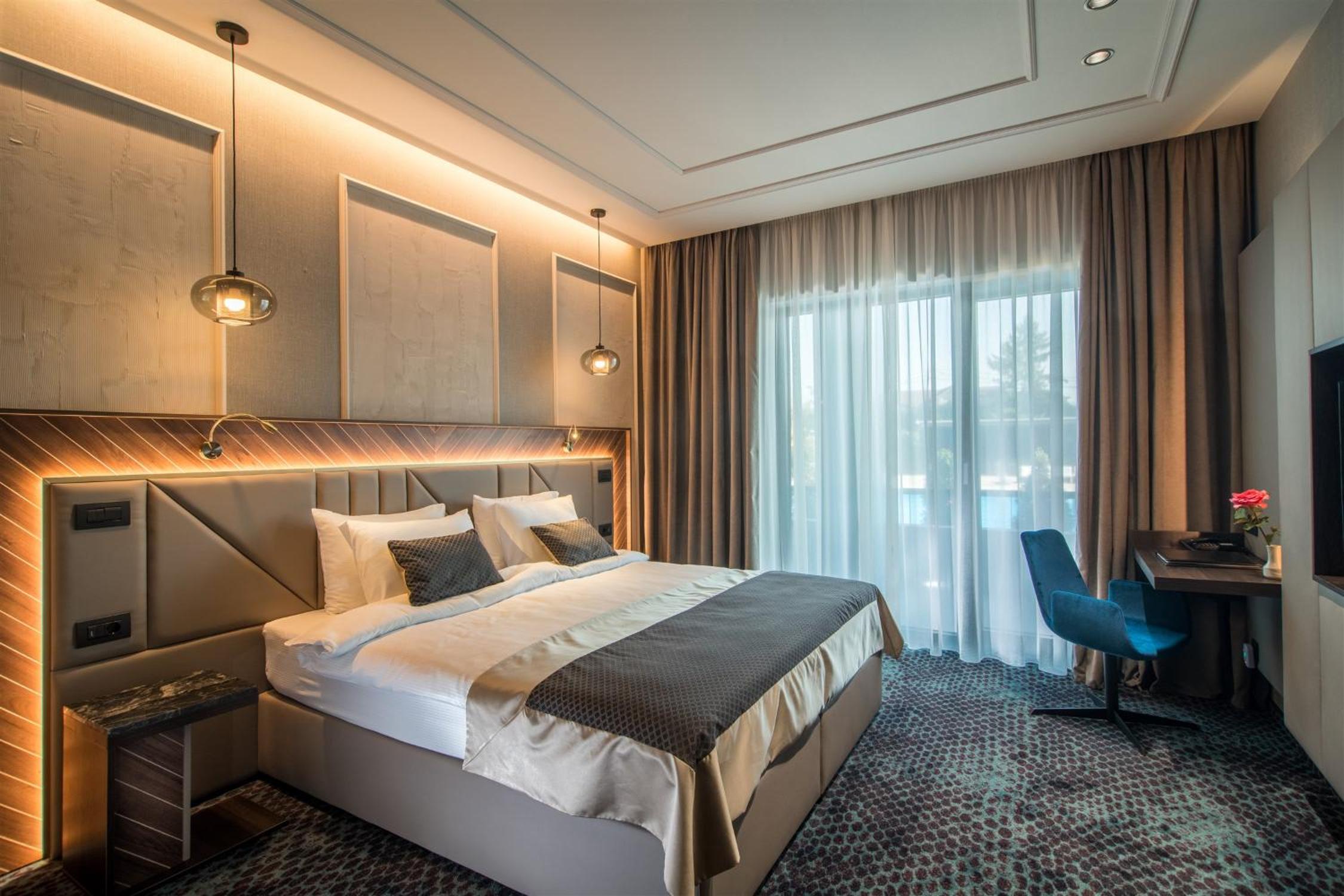 Sweet Escape - Deluxe King Room photo 1