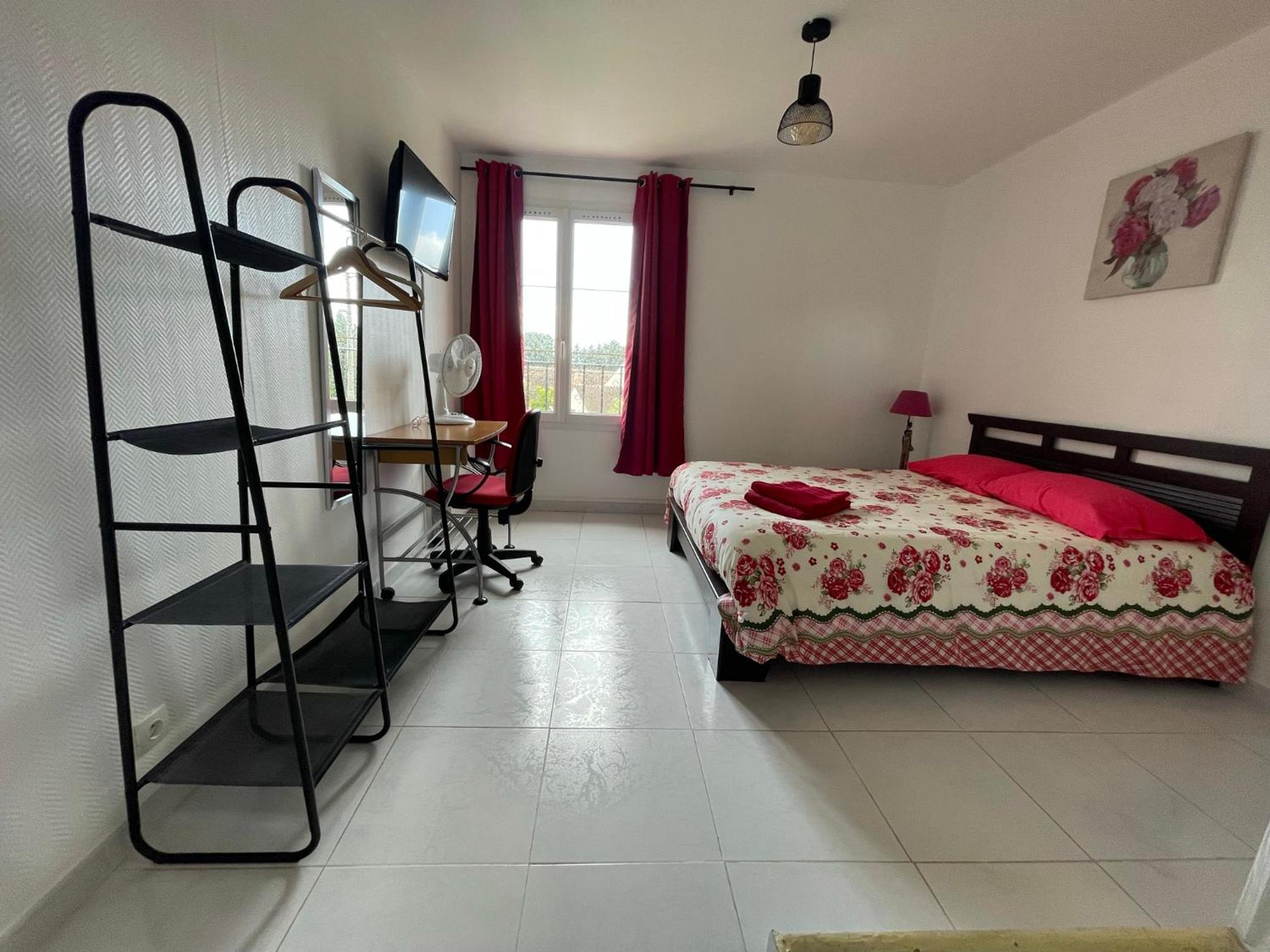 Double Room - Photo 9