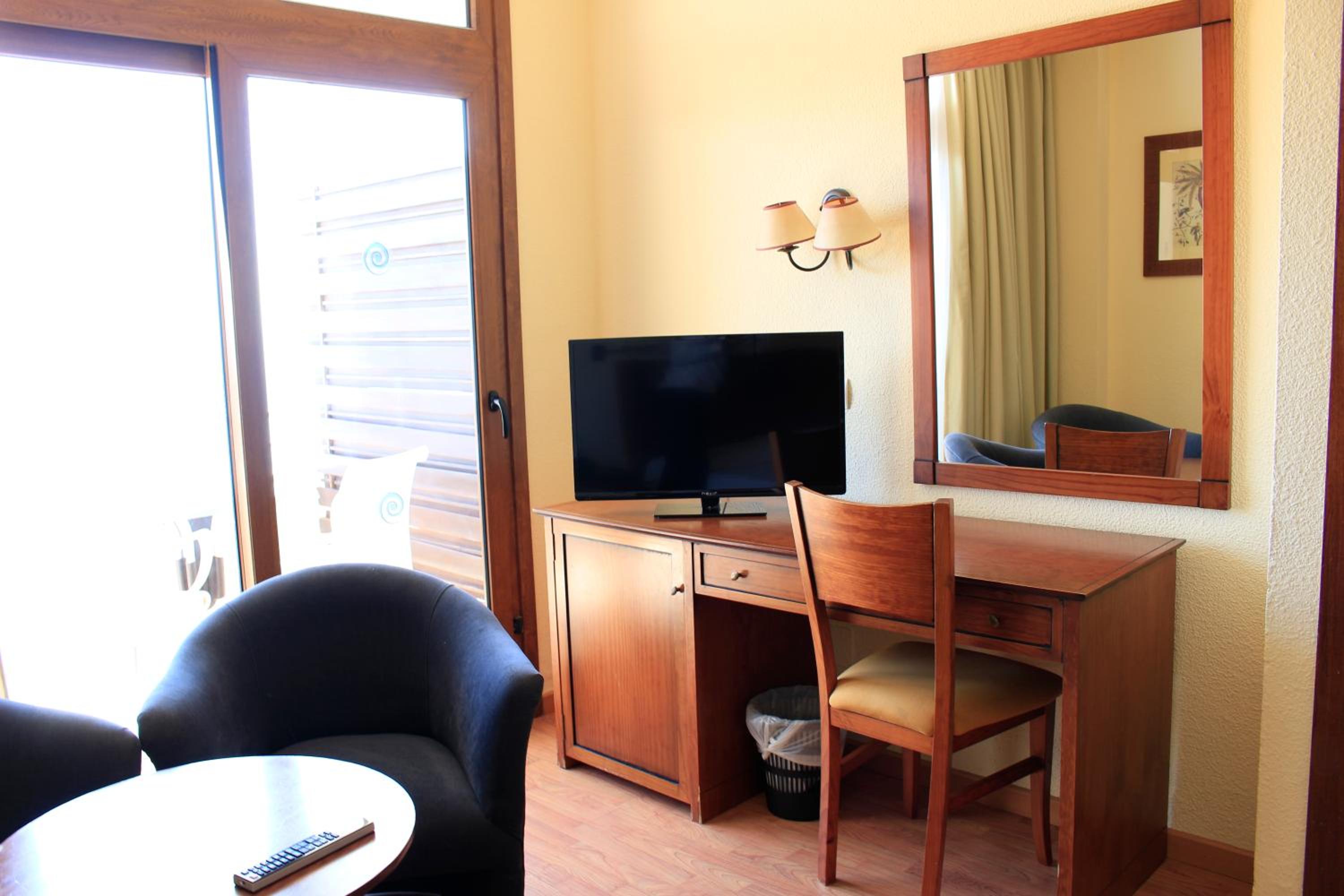Habitación Doble o Twin (2 Adultos + 1 Niño) Habitación Doble o Twin (2 Adultos + 1 Niño)