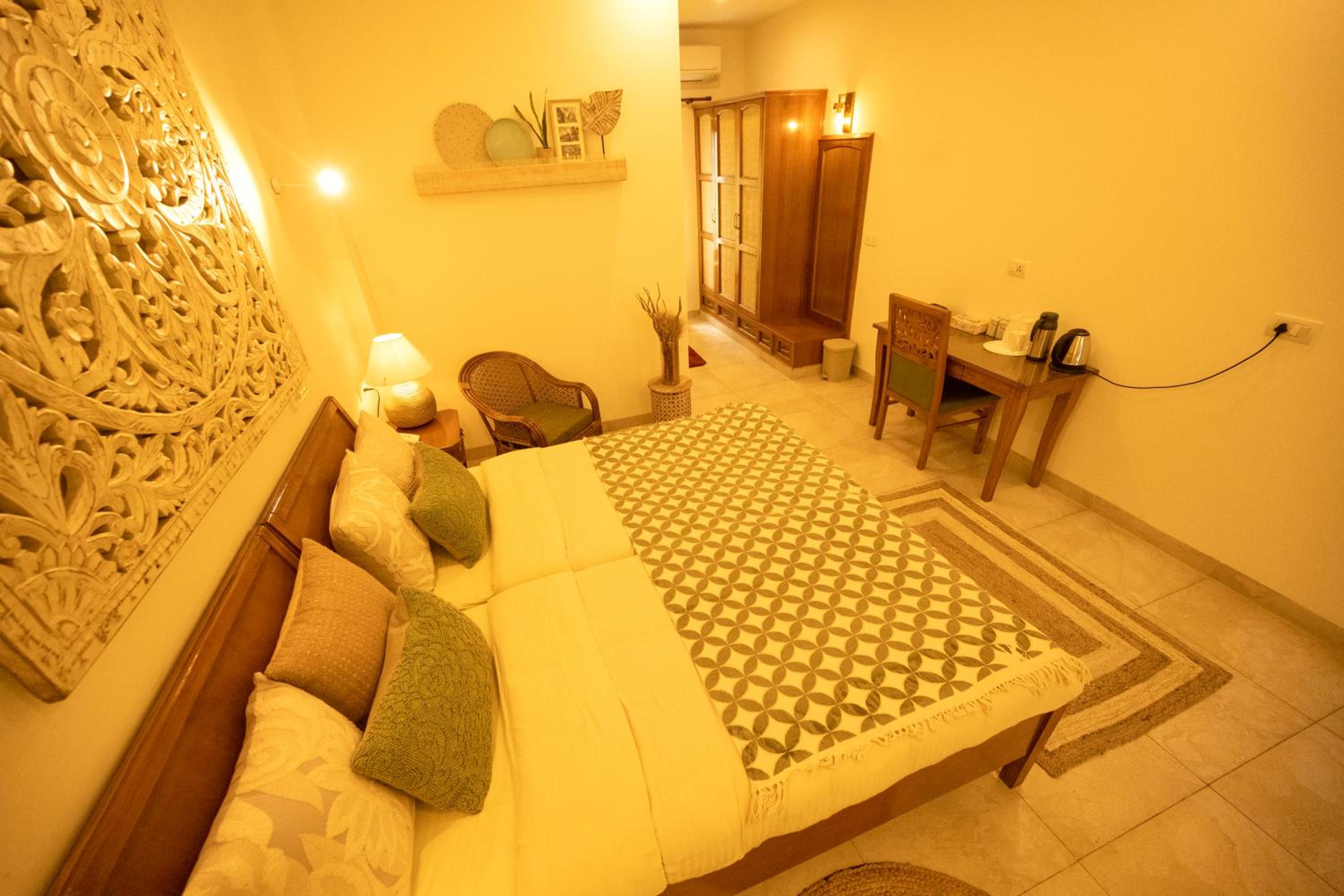 Deluxe Double Room with Pulse Diagnosis and Ayurvedic Short Treatment - Photo 2