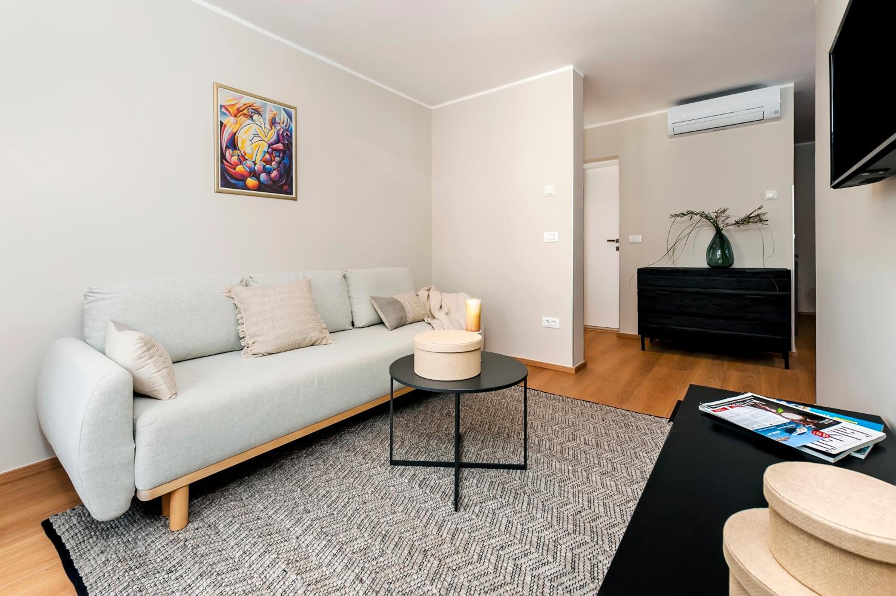  Ground Floor Apartment with Patio - Photo 12
