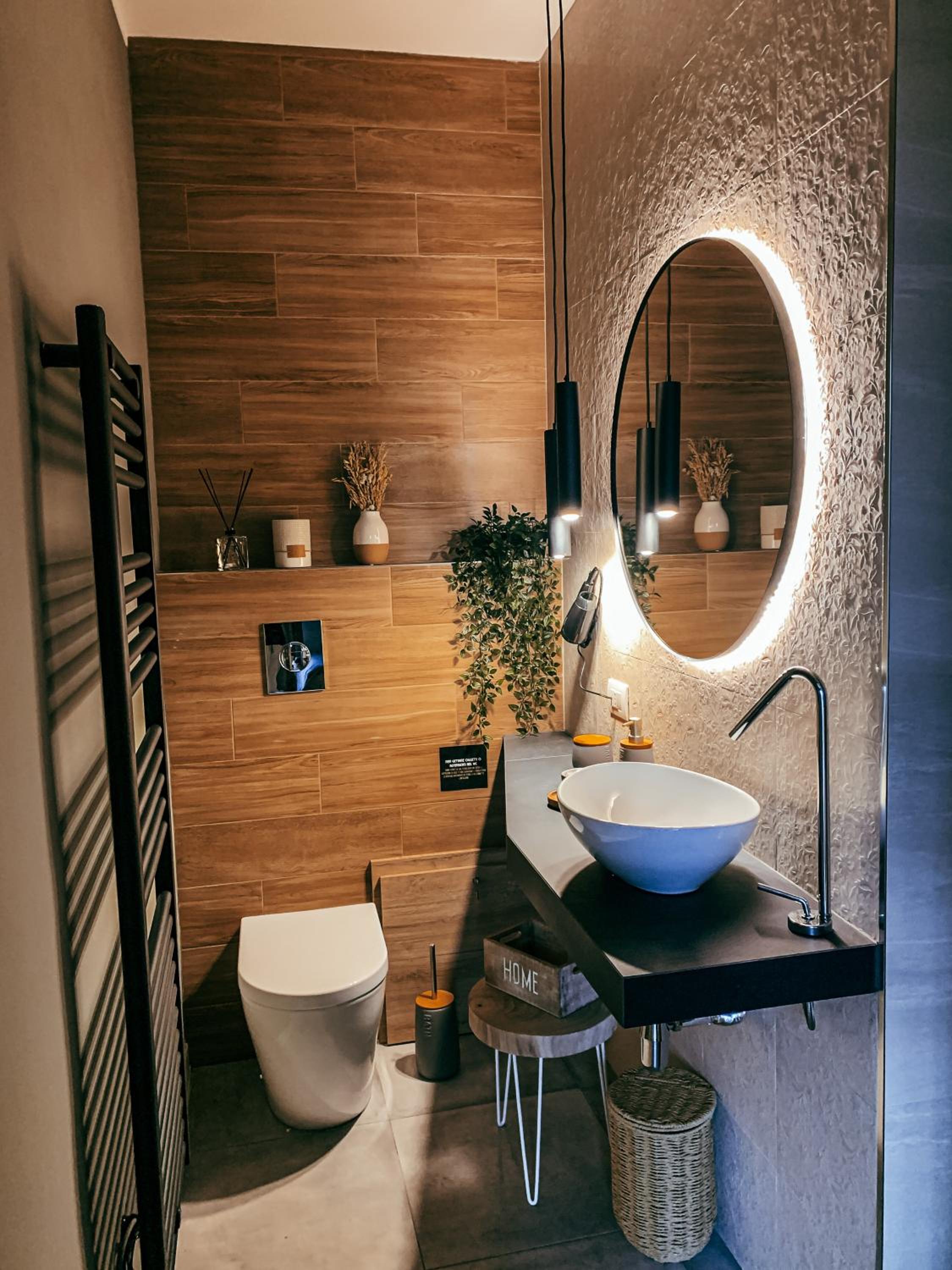 Double Room with Balcony - Photo 10