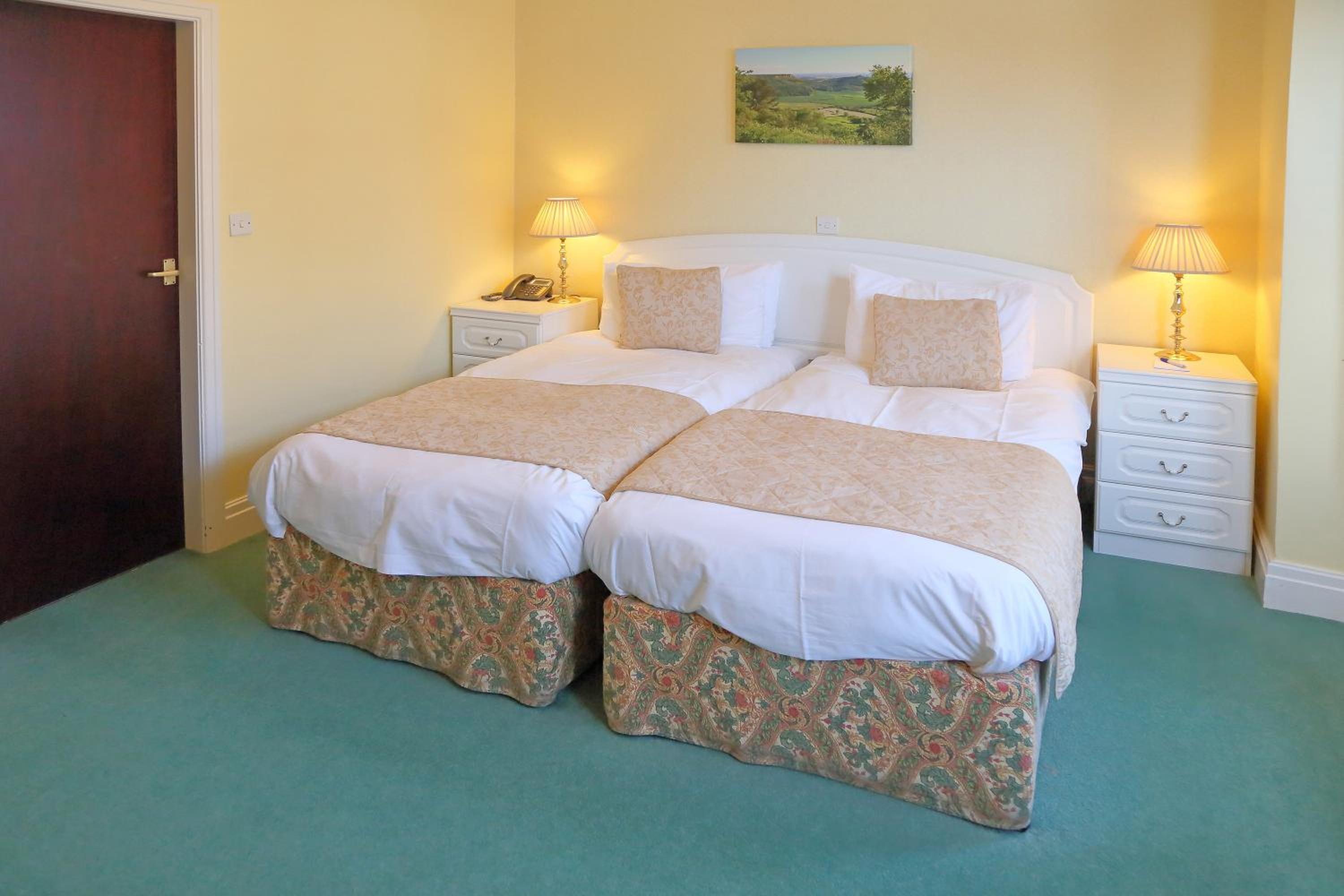 Deluxe Twin Room - Photo 3