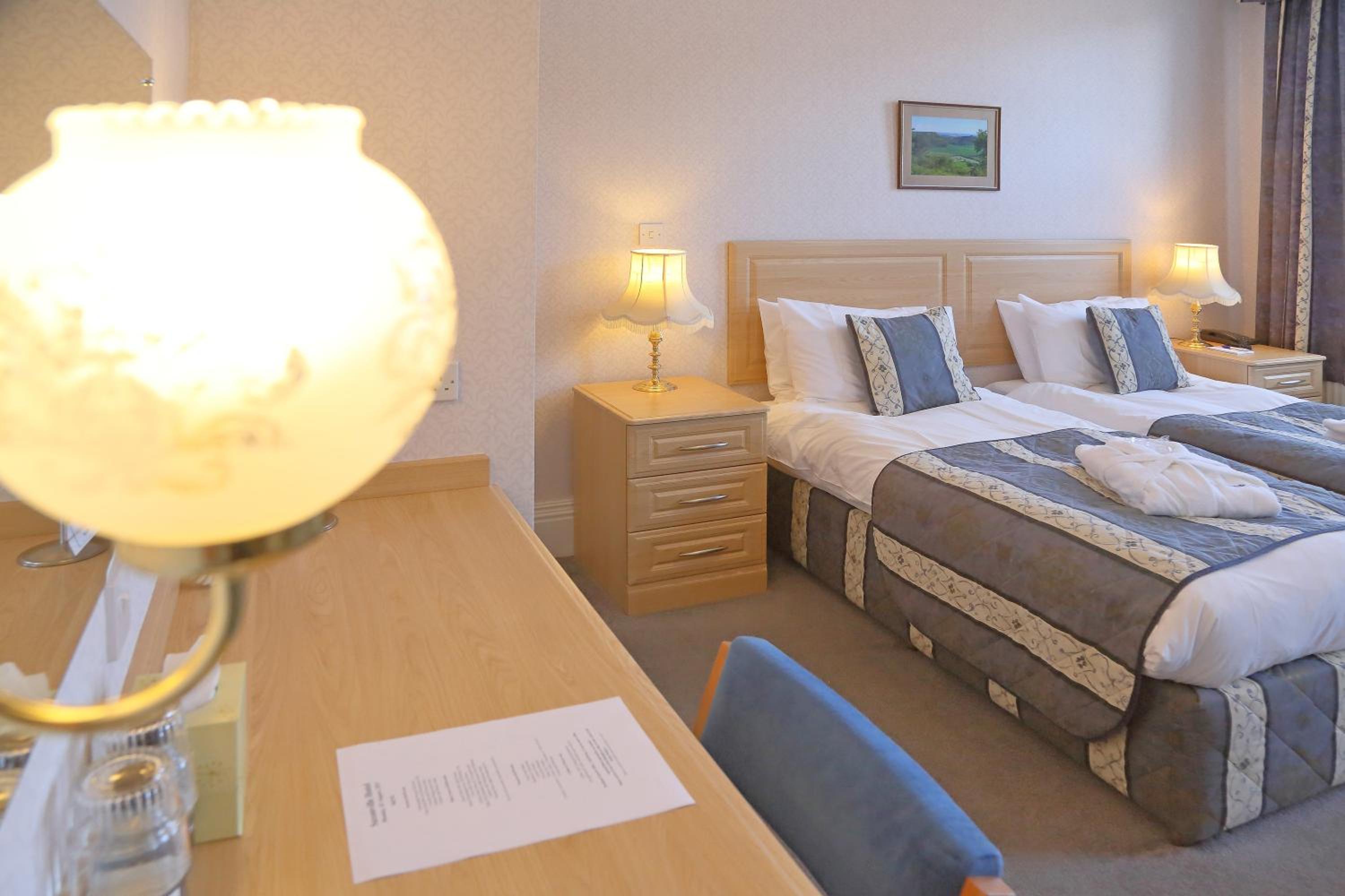 Deluxe Twin Room - Photo 21