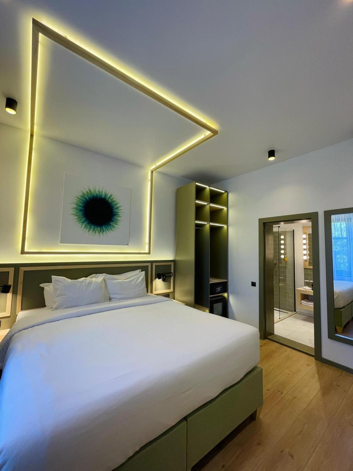 Deluxe Double Room photo 2