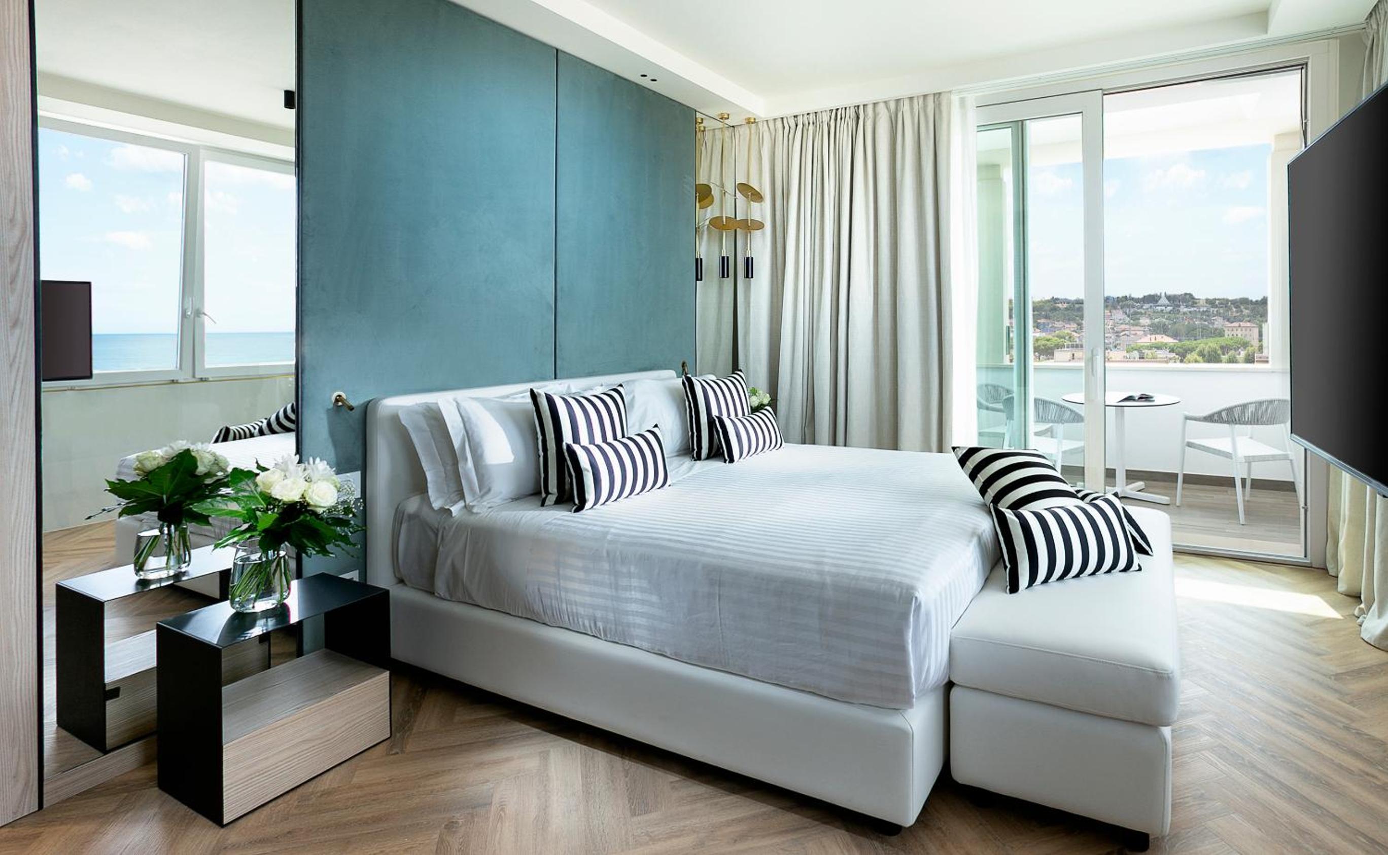 Suite with Balcony