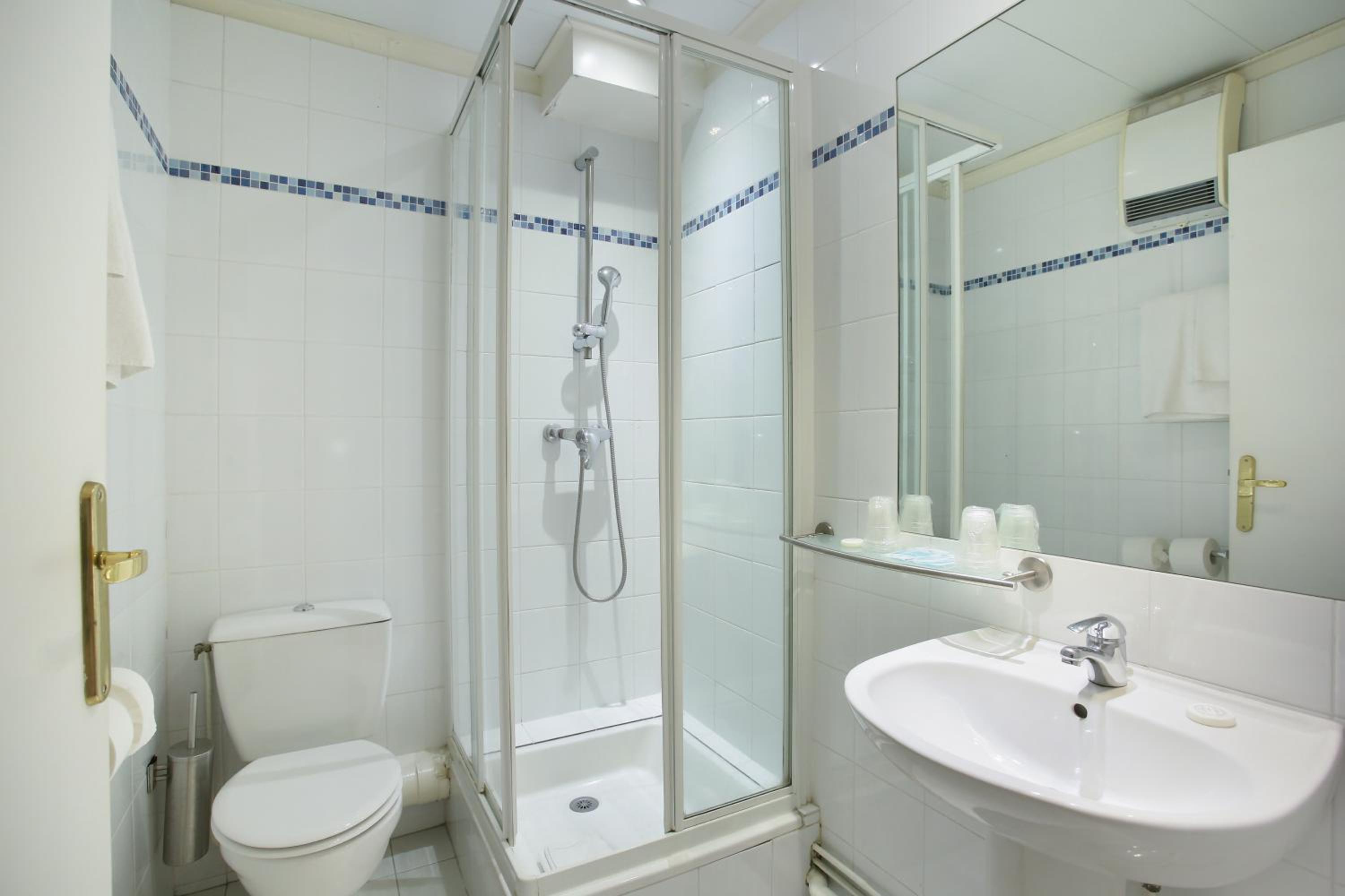 Single Room photo 3