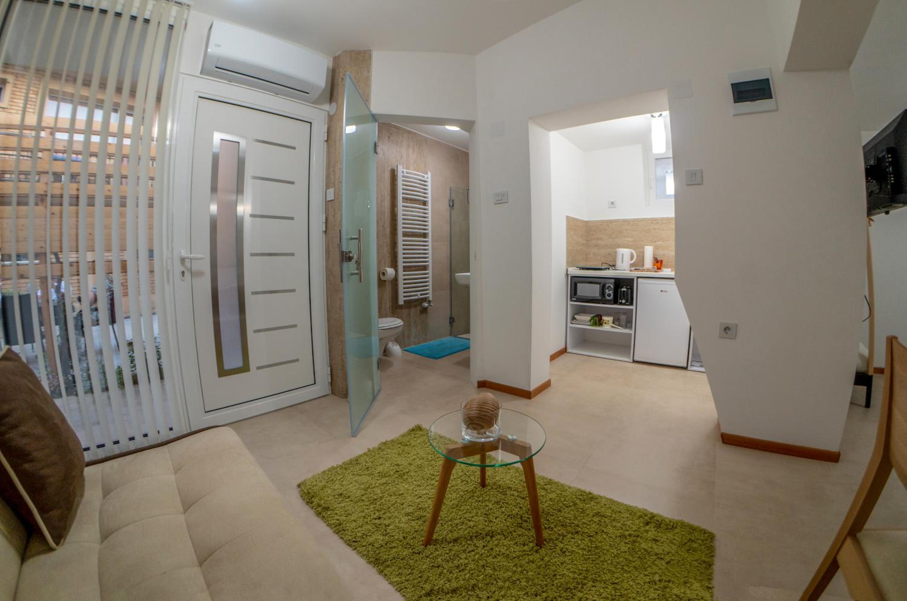 Deluxe Apartment photo 1