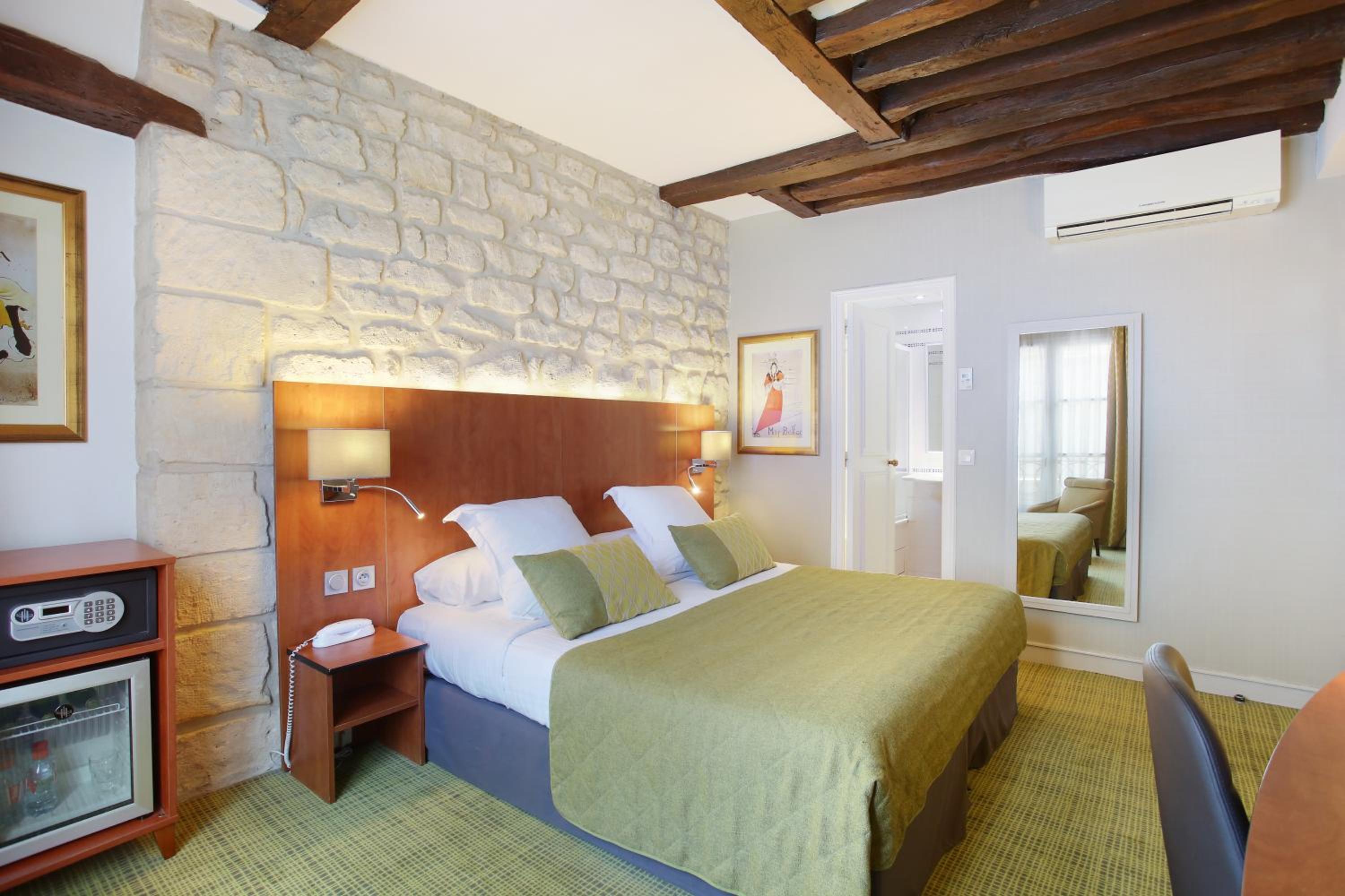 Superior Double Room photo 2