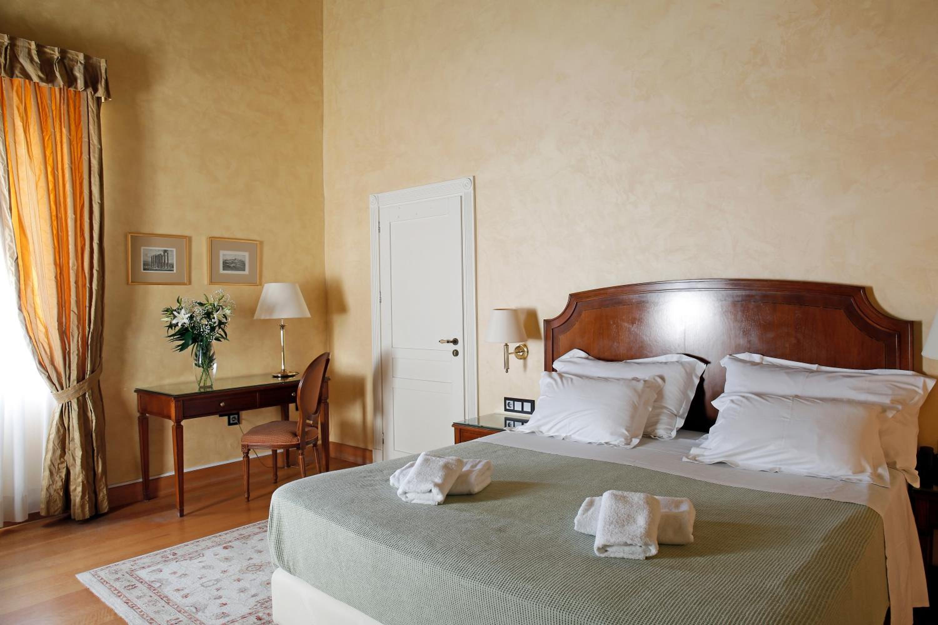 Junior Suite - Photo 14