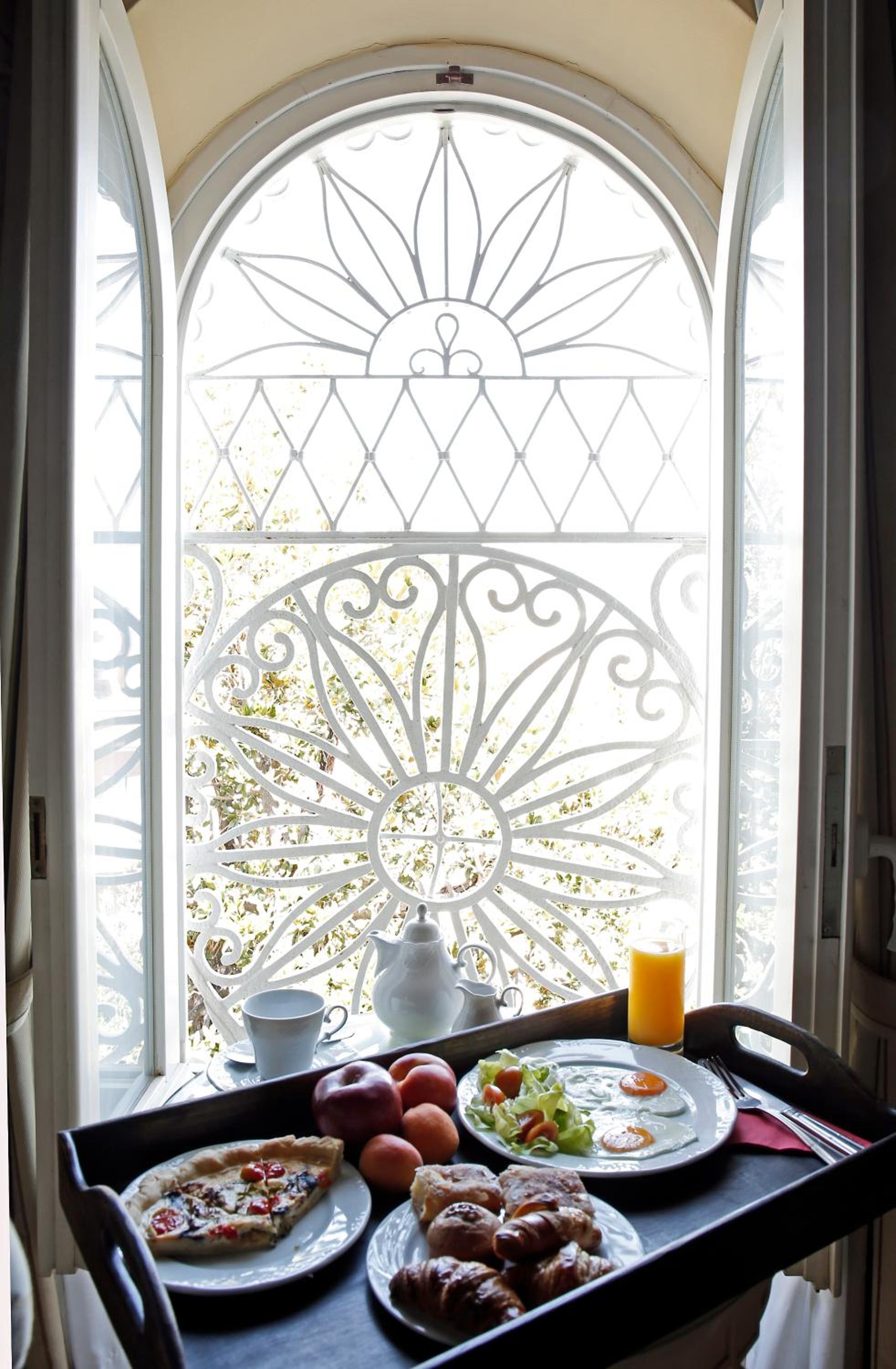 Suite with Fortress View - Photo 10