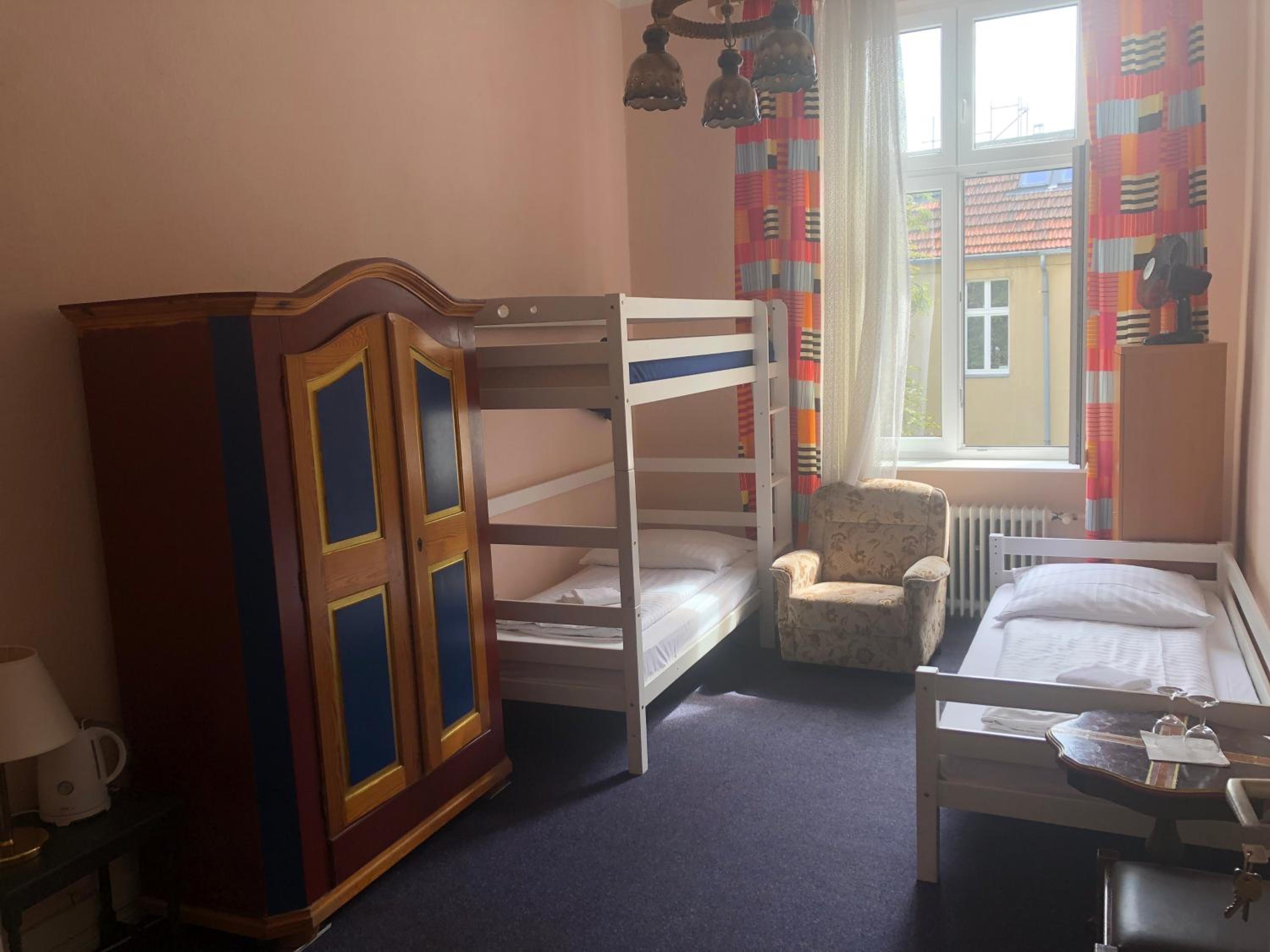 Double Room with Private External Bathroom photo 1