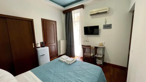 Double Room with Balcony photo 2