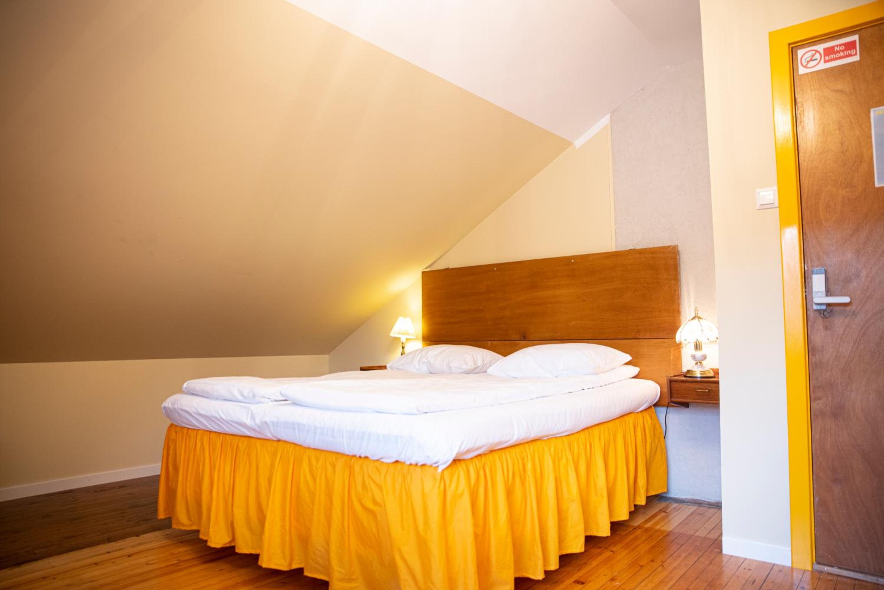 Deluxe Double Room - Photo 2
