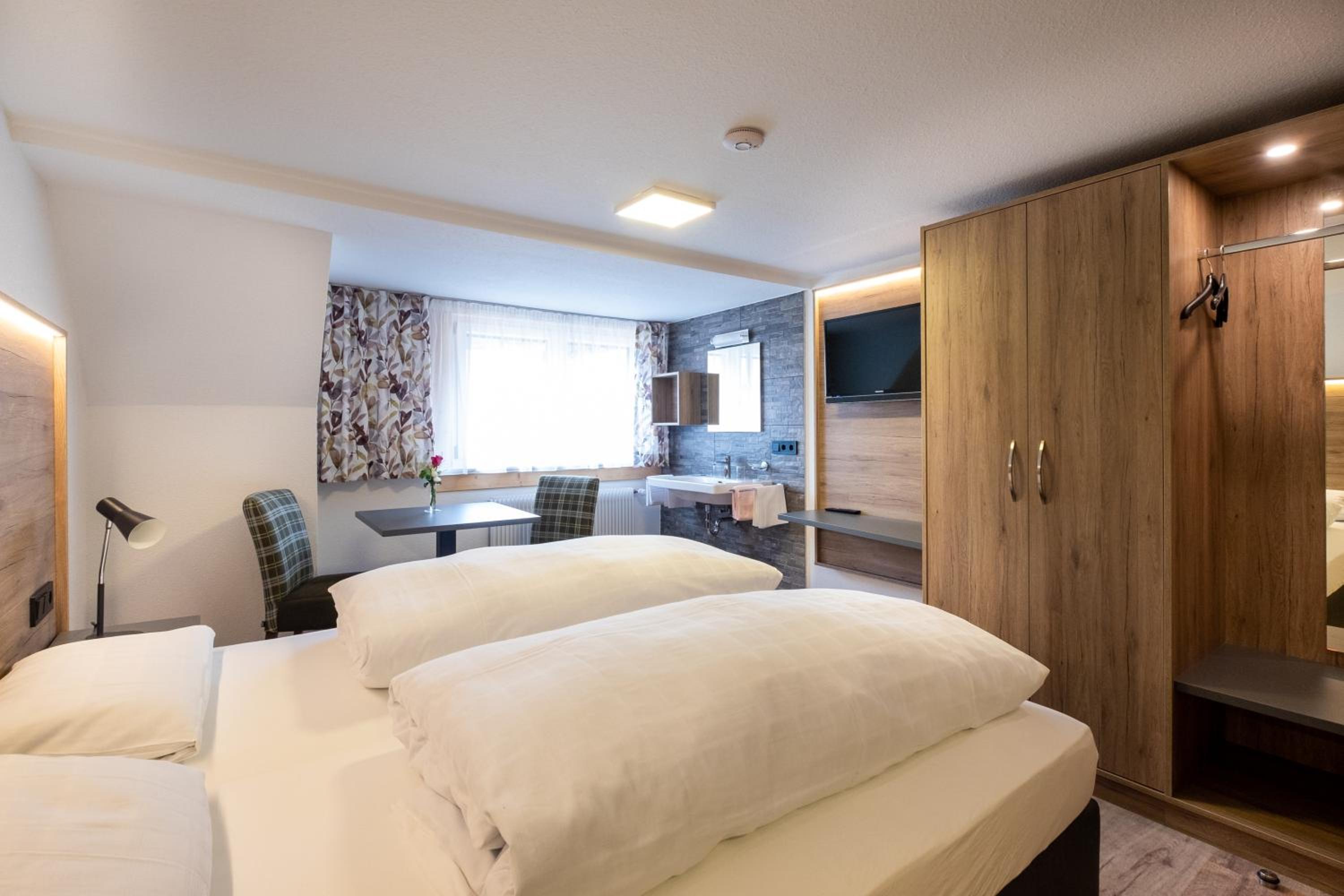 Superior Double Room - Photo 4