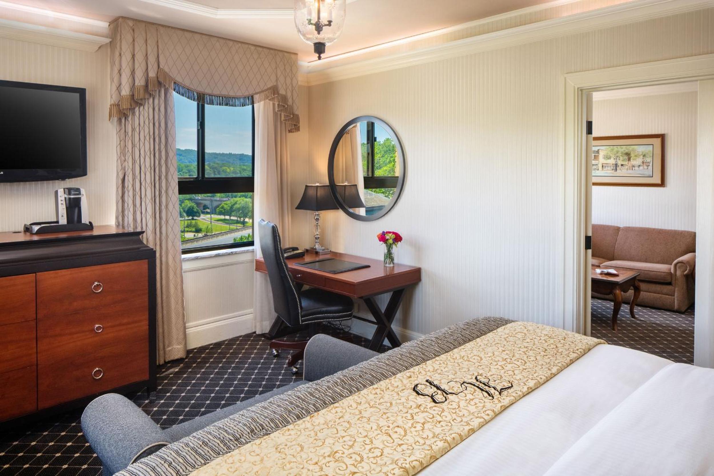 King Suite photo 2