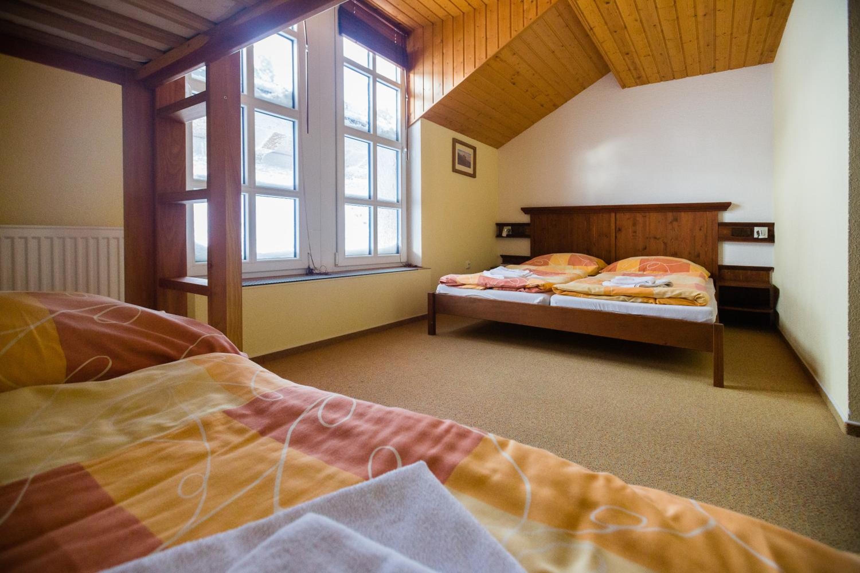 Quadruple Room with Bathroom photo 2