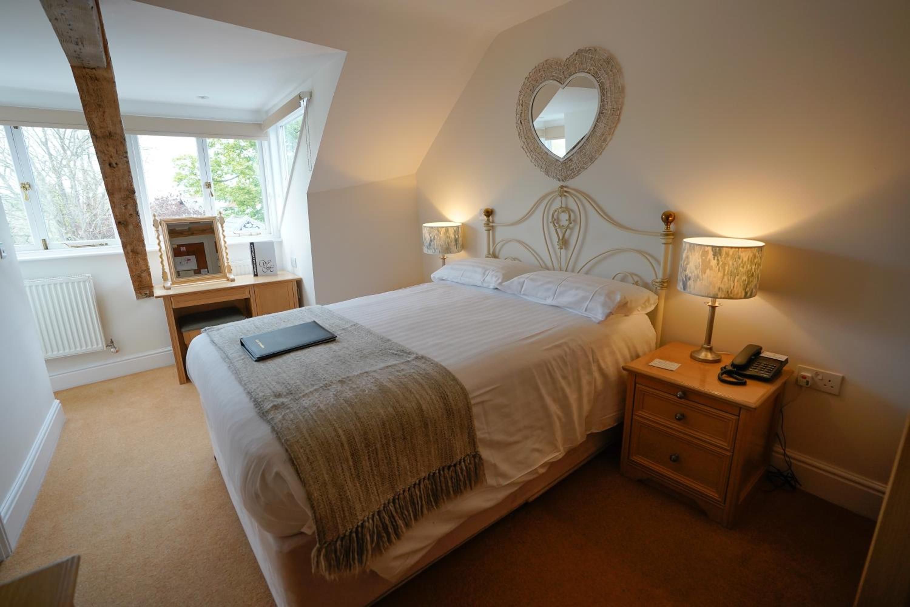 Double Room - Photo 4