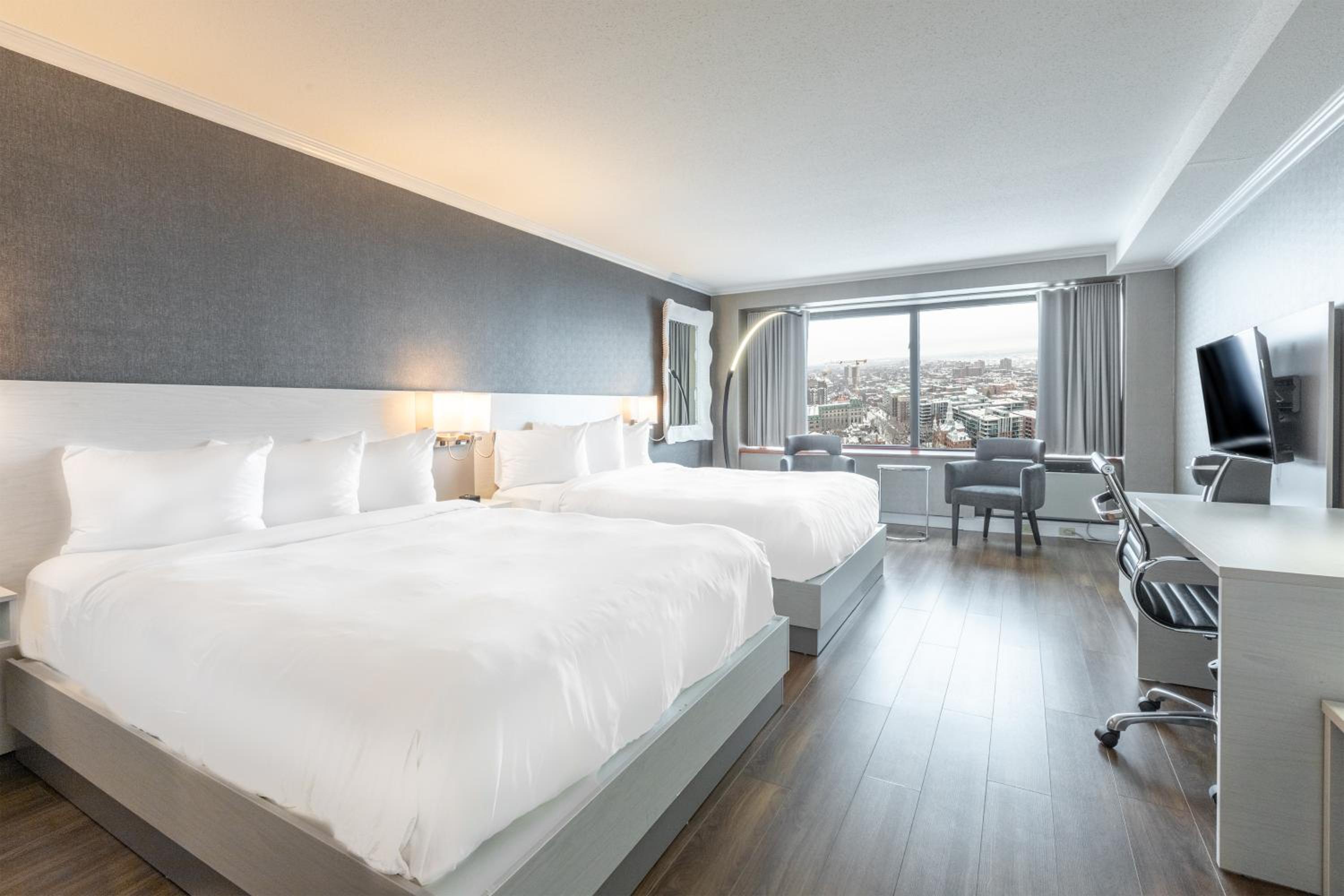 Deluxe Double Room with Two Double Beds - Photo 1