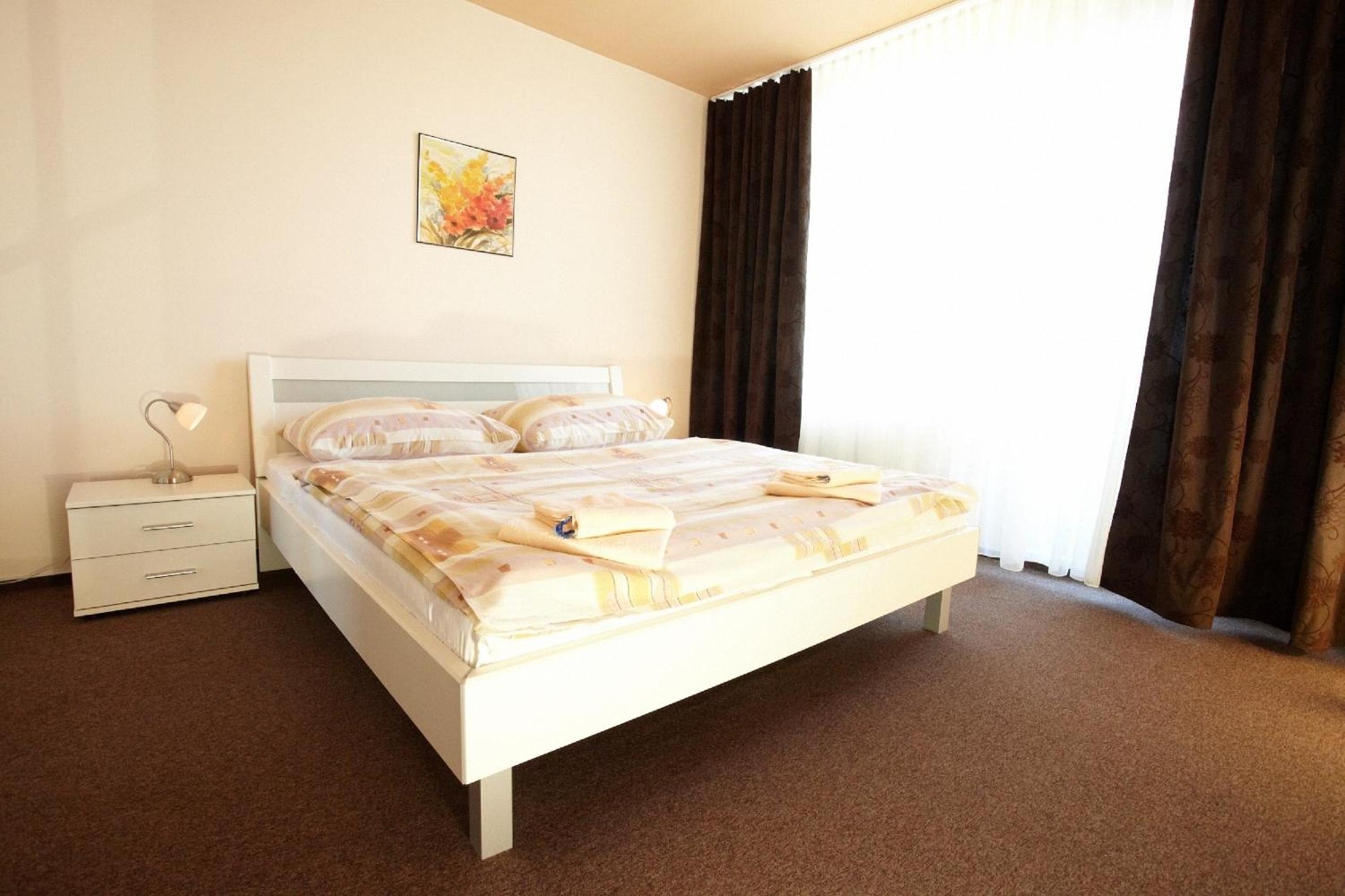 Apartment - Photo 4