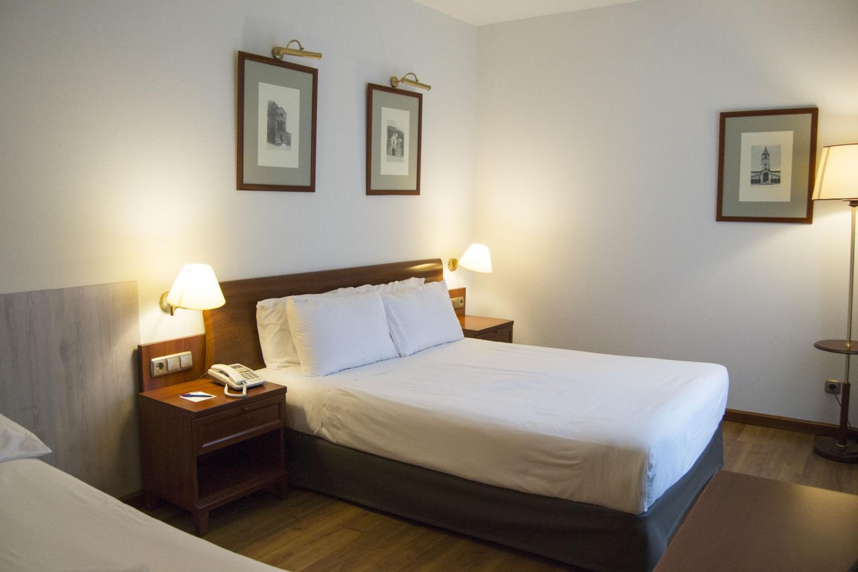Standard Double Room with Sofa Bed photo 3