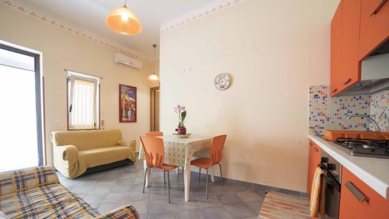 One-Bedroom House photo 2
