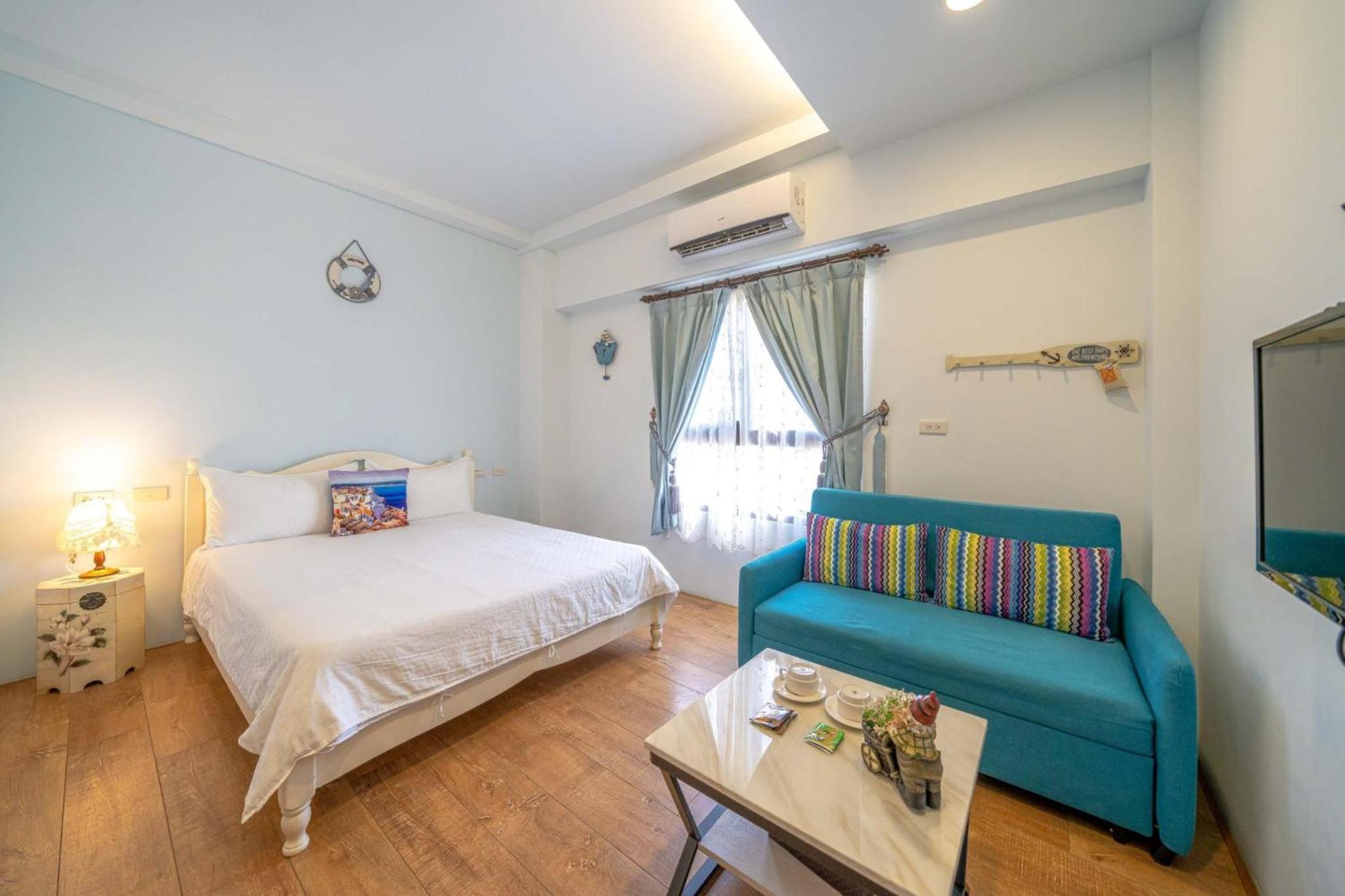 Standard Double Room - Photo 11