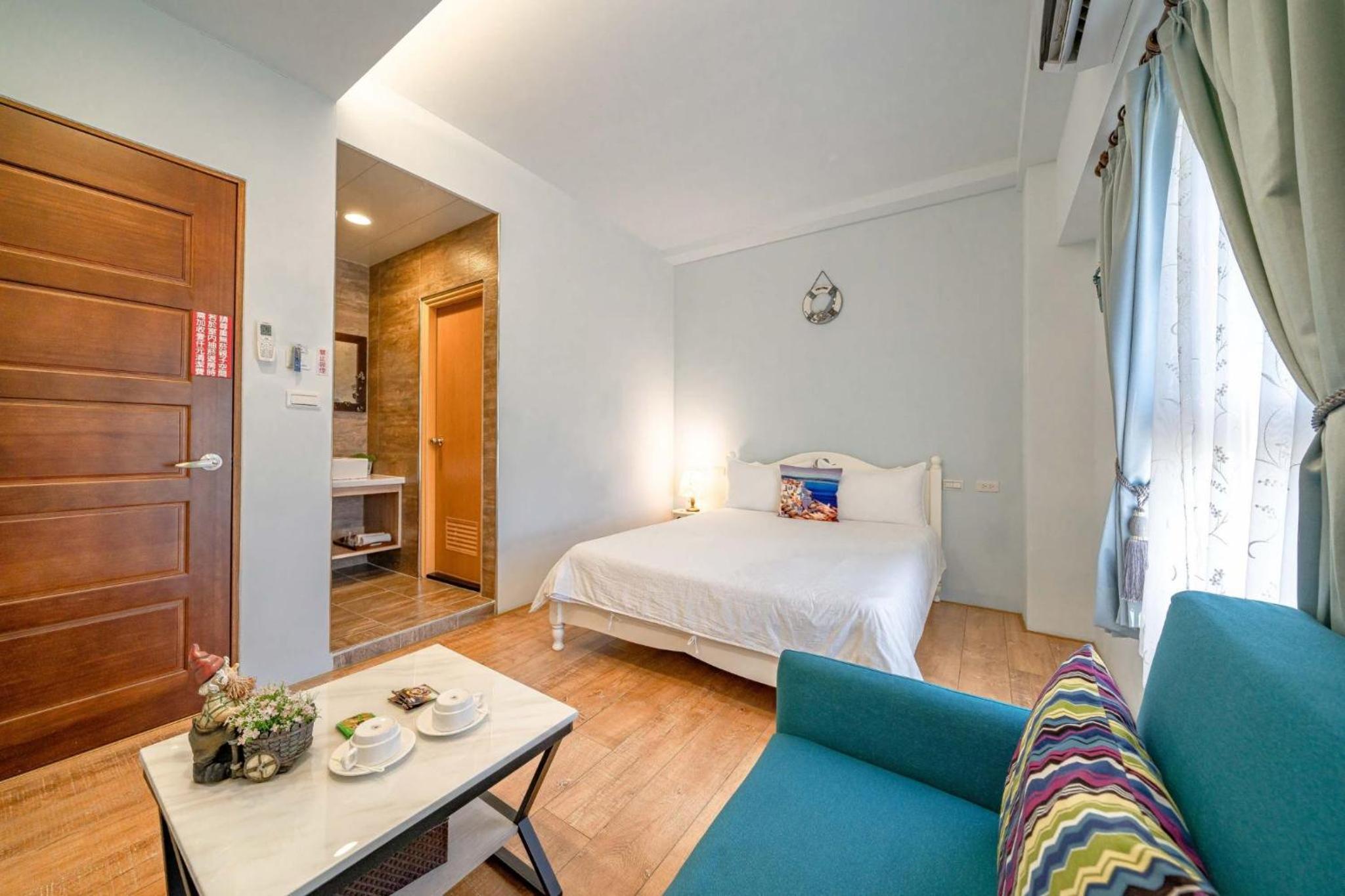 Standard Double Room - Photo 6