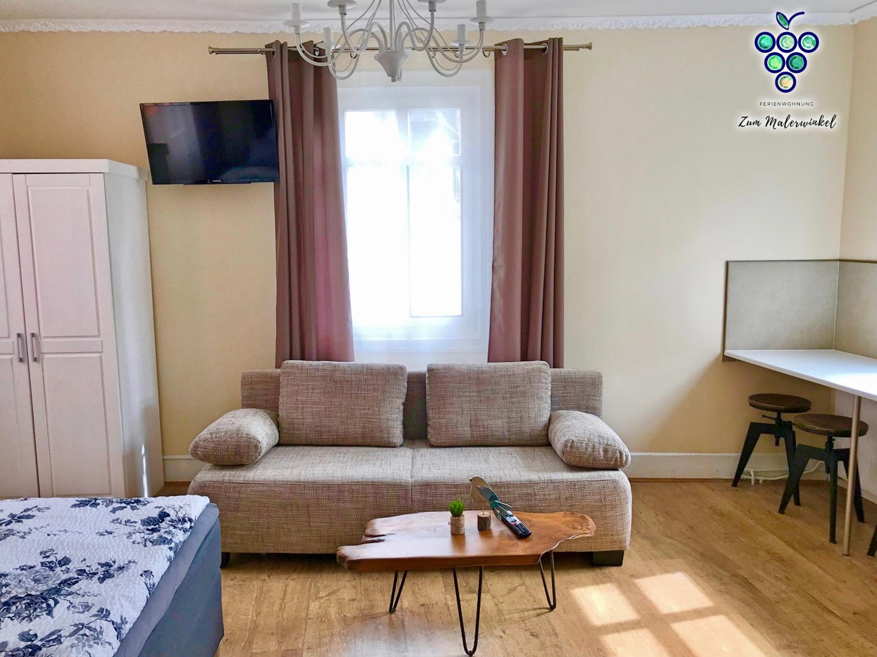 Studio Apartment - Photo 7