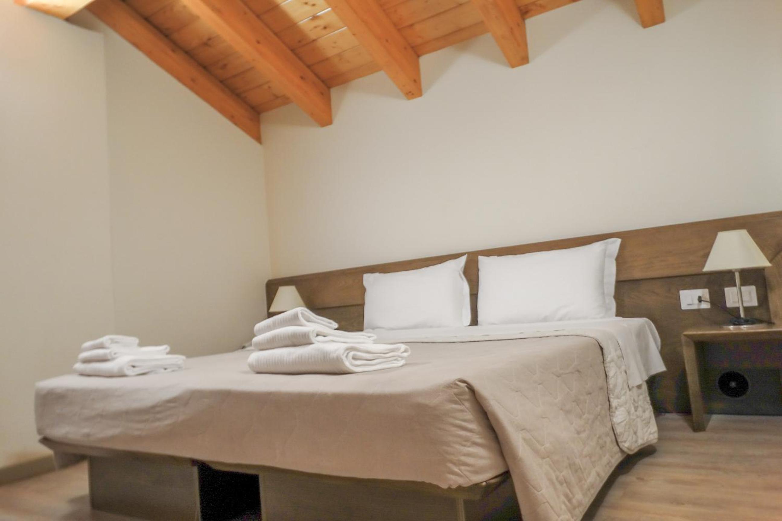 Triple Room - Photo 10