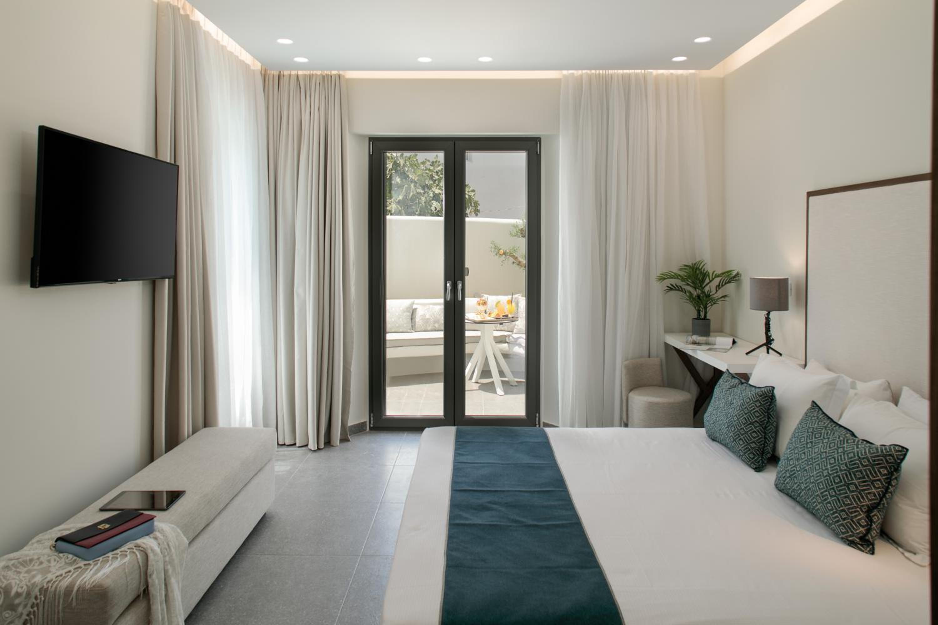 Junior Suite with Private Pool