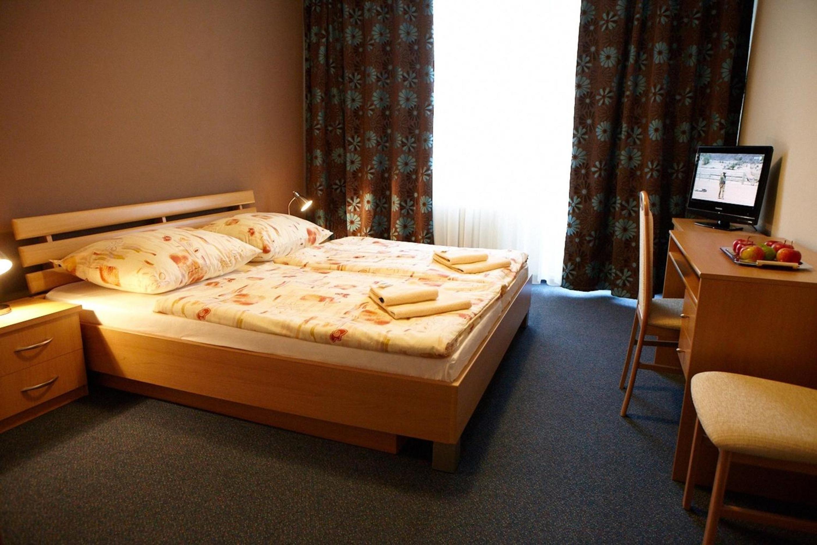 Comfort Double Room with Balcony - Photo 1