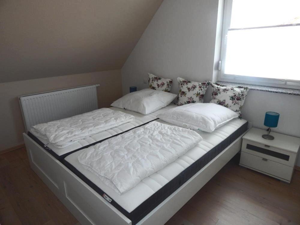 Two-Bedroom Apartment Attic with Balcony photo 2