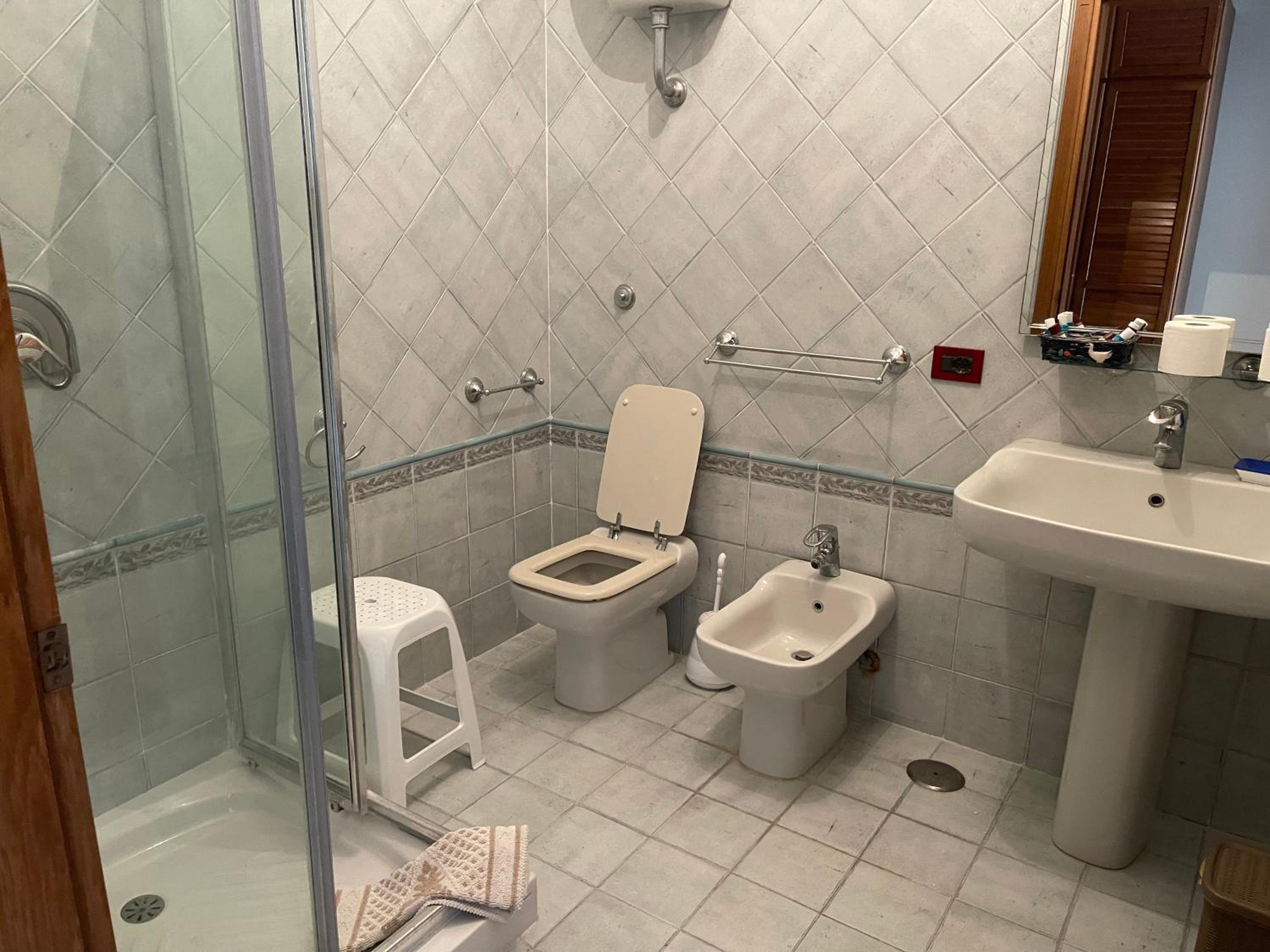 Double Room with Garden access photo 3
