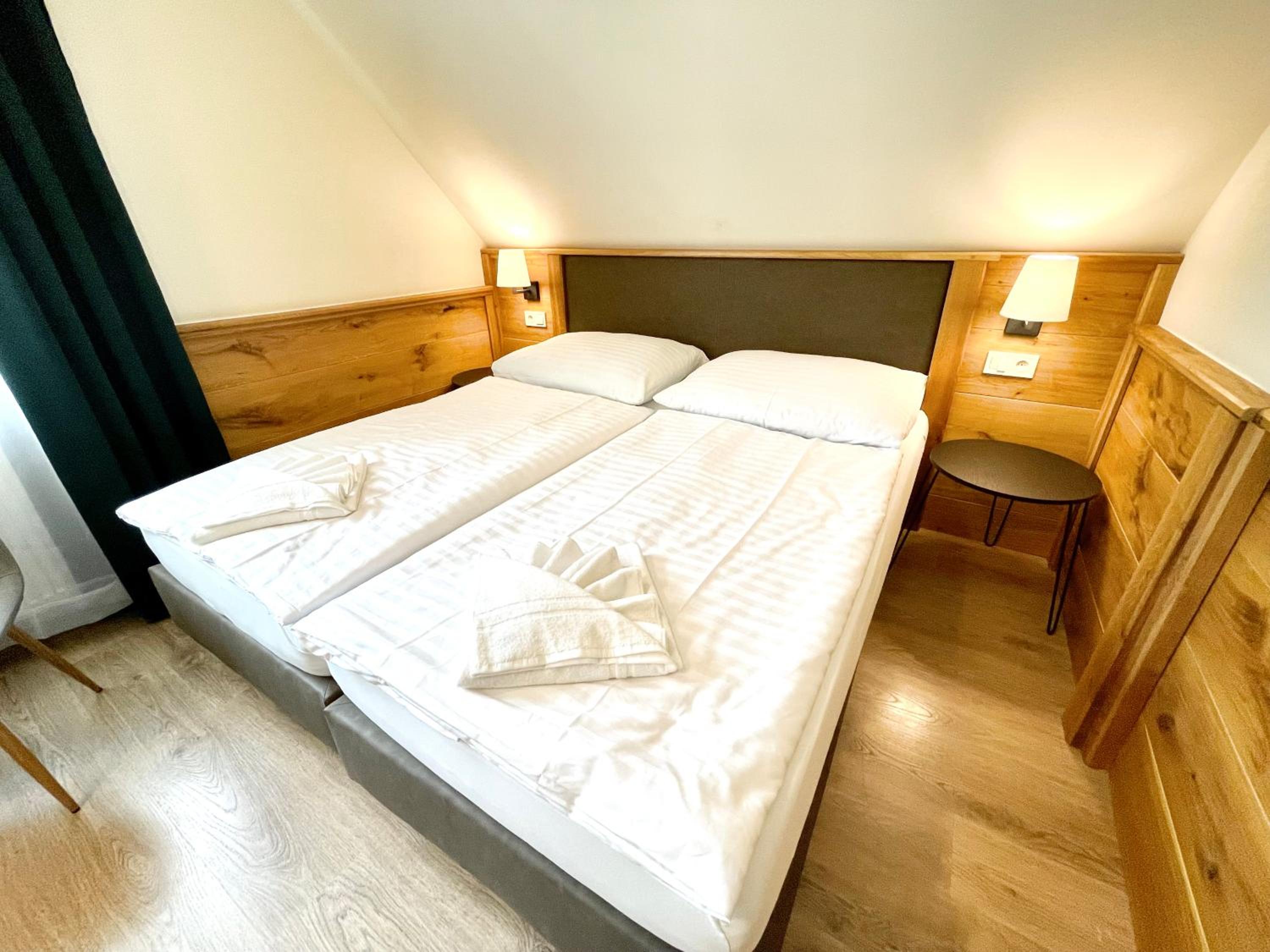 Superior Double or Twin Room - Photo 5