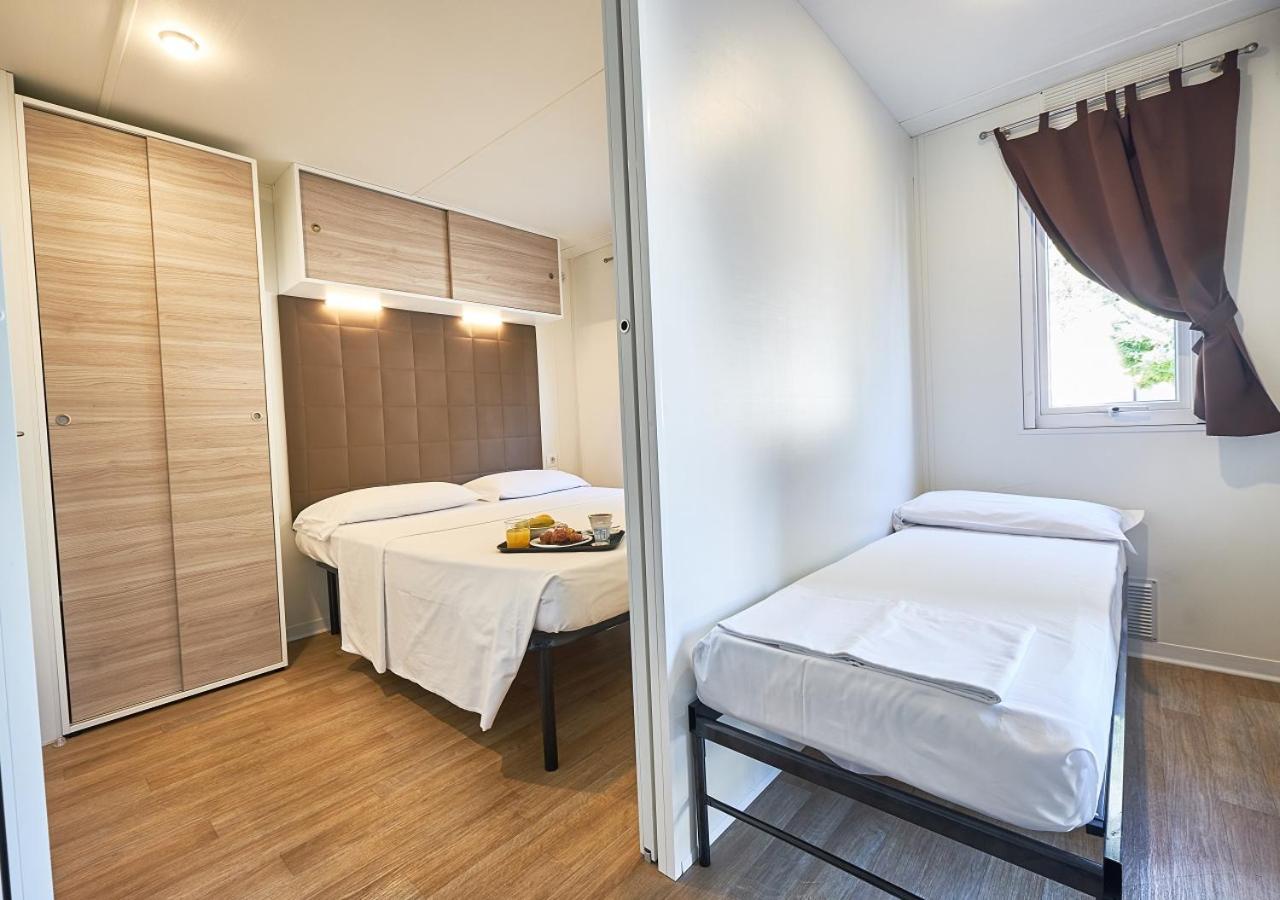 Mobile Home with Shared Terrace  photo 1