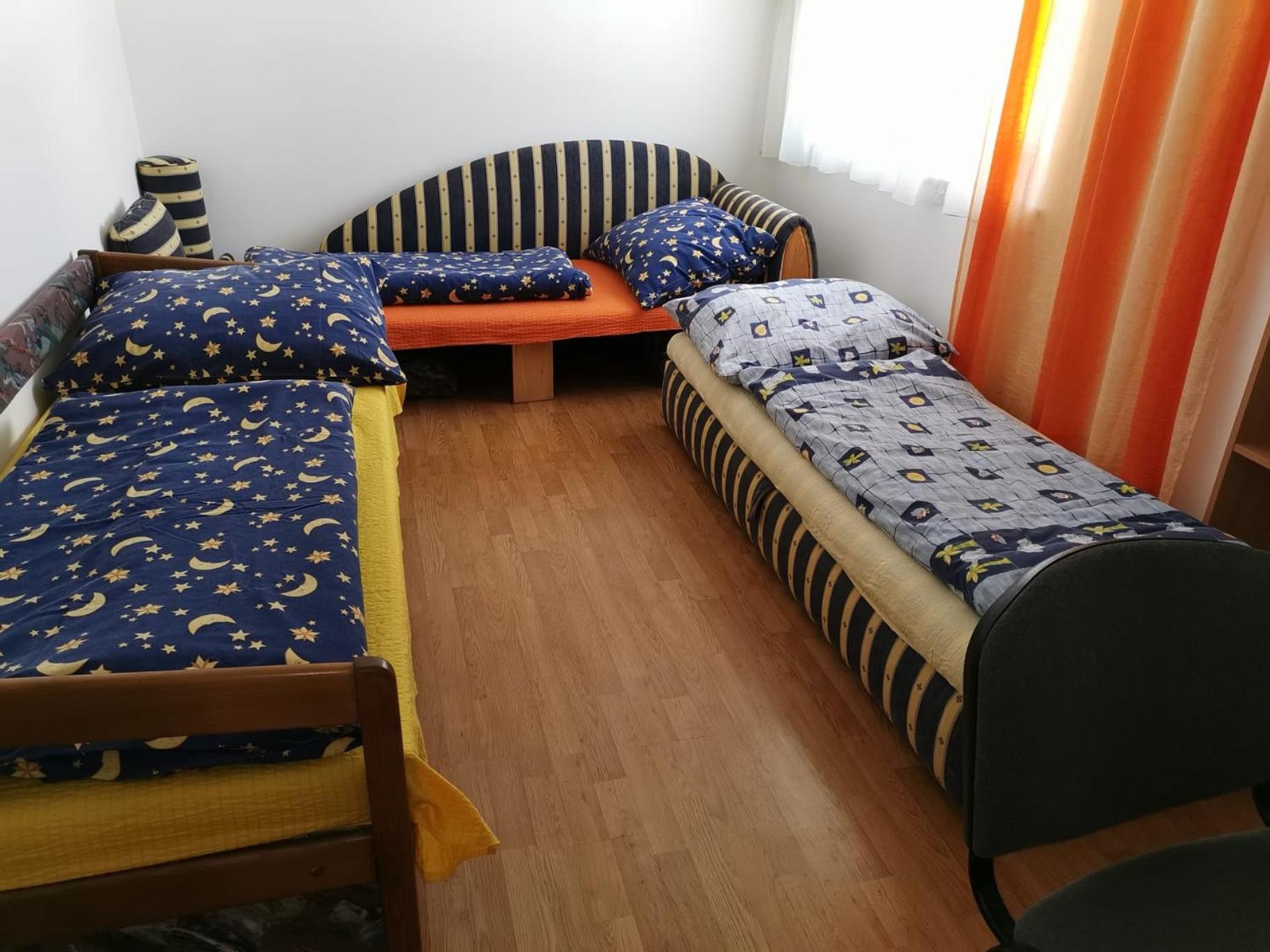 Two-Bedroom Apartment - Photo 8