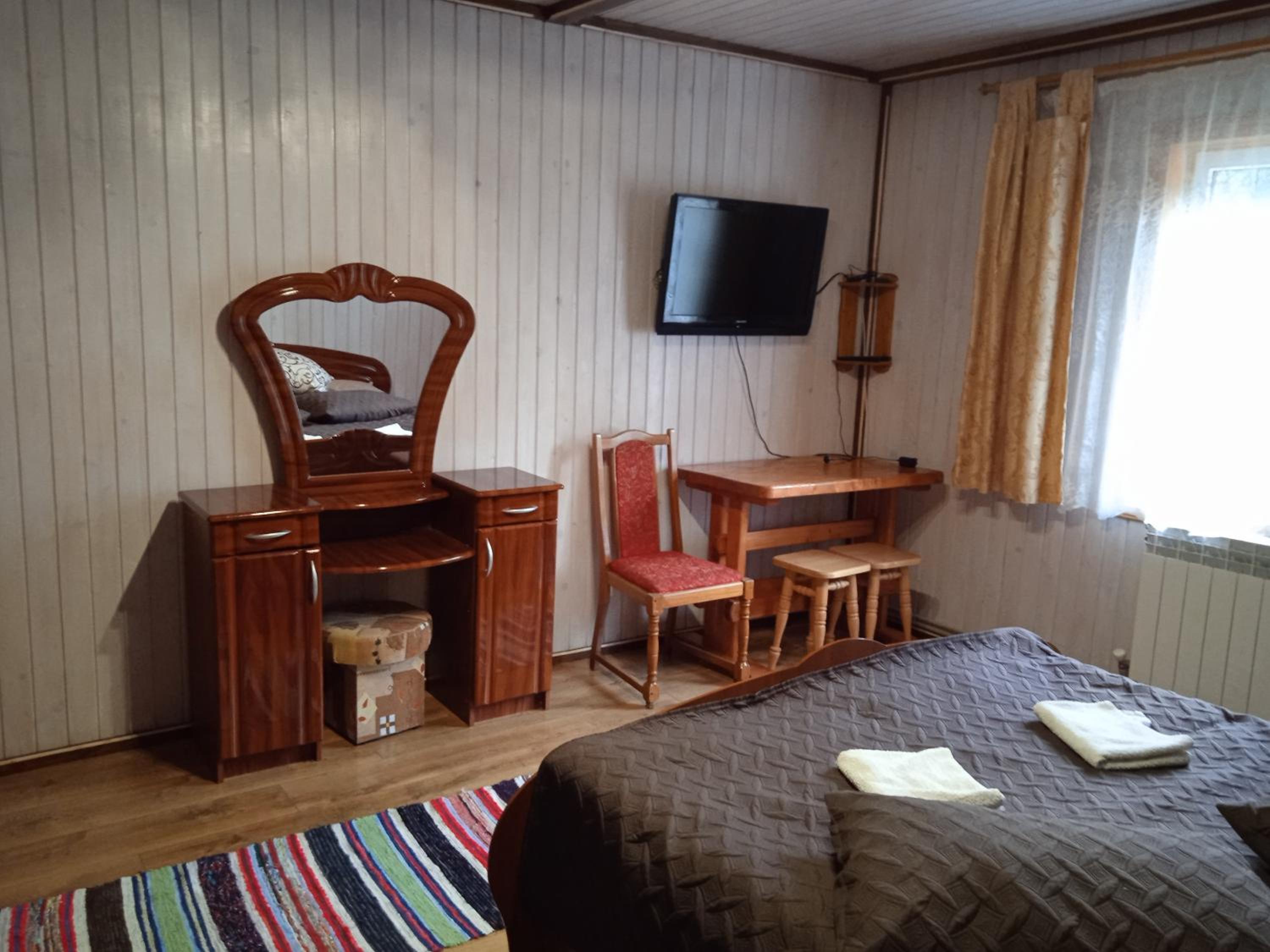 Double Room with Shared Bathroom photo 2