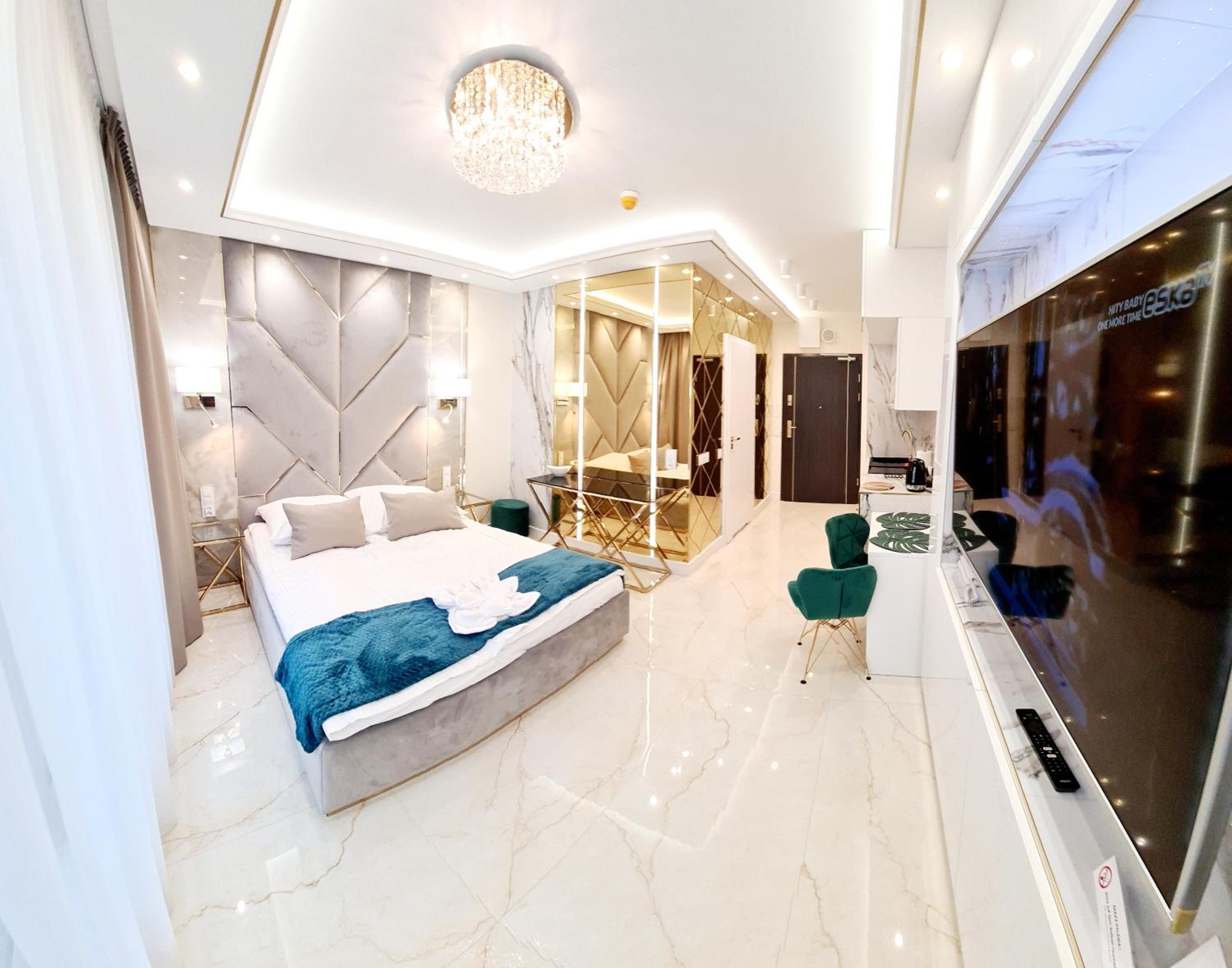 Studio Apartment photo 2