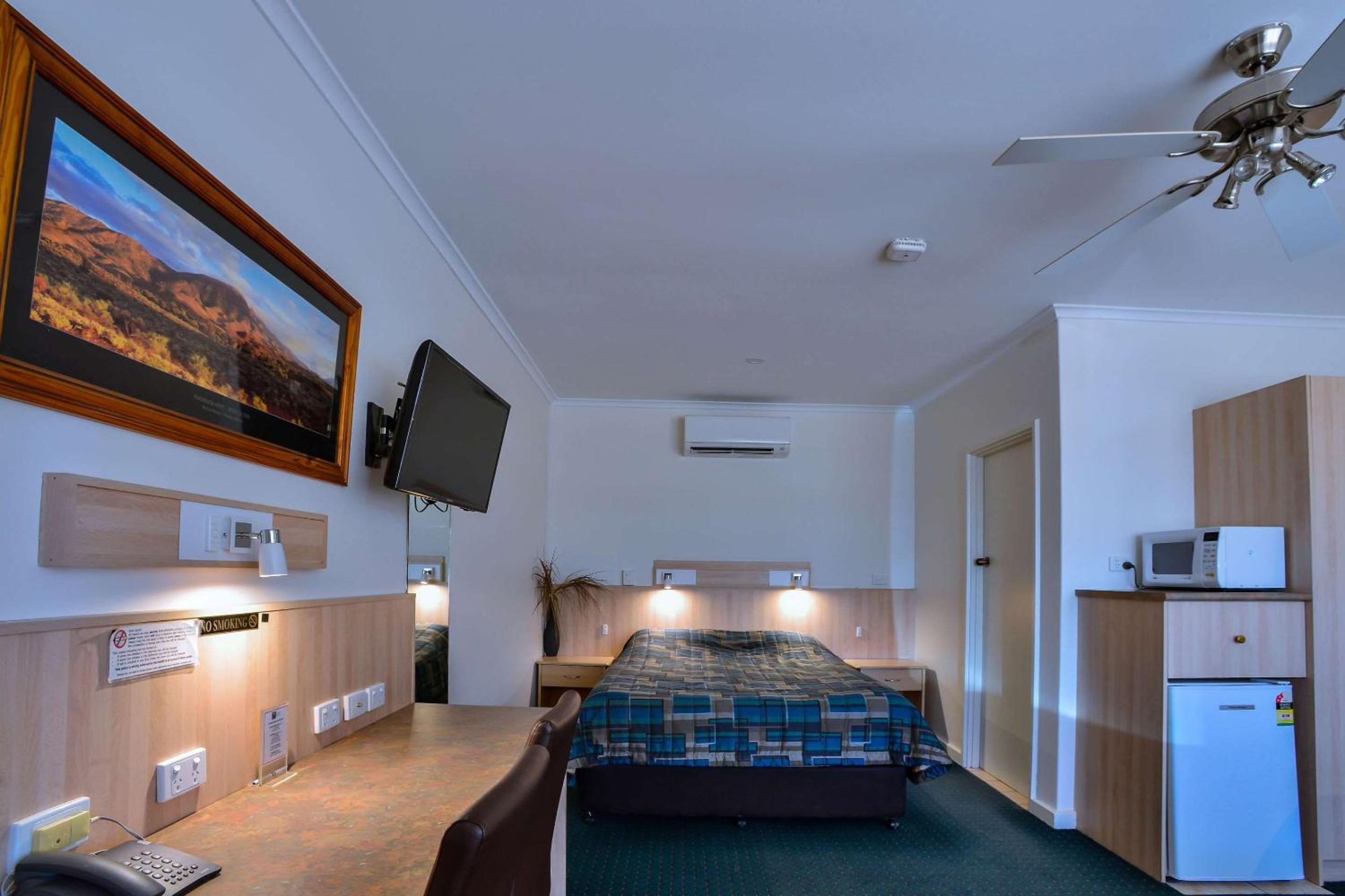 Standard Queen Room - Photo 1