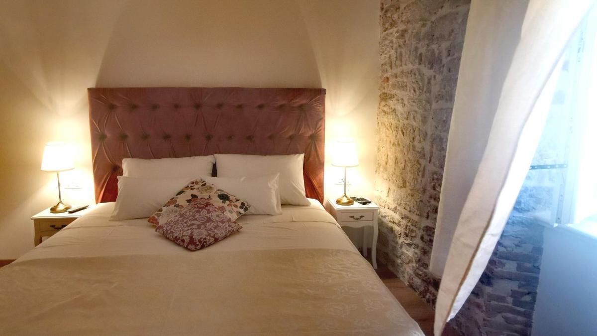 Deluxe Double Room - Photo 6
