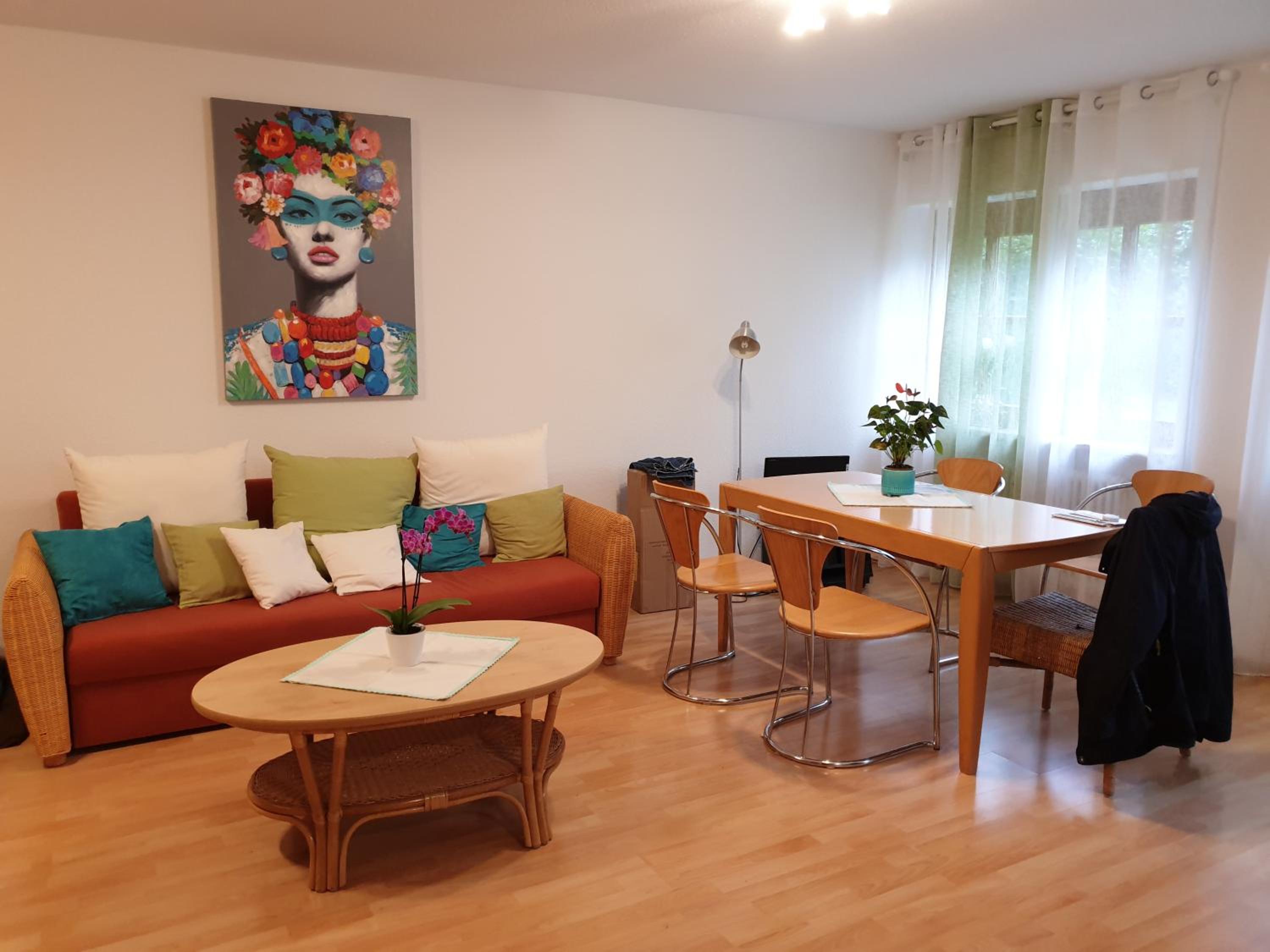 One-Bedroom Apartment photo 2